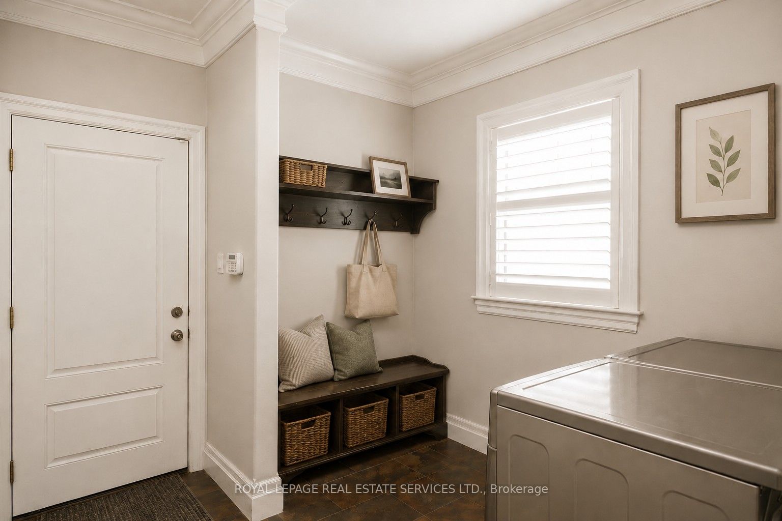 1387 Willowdown Road Property Photo 6