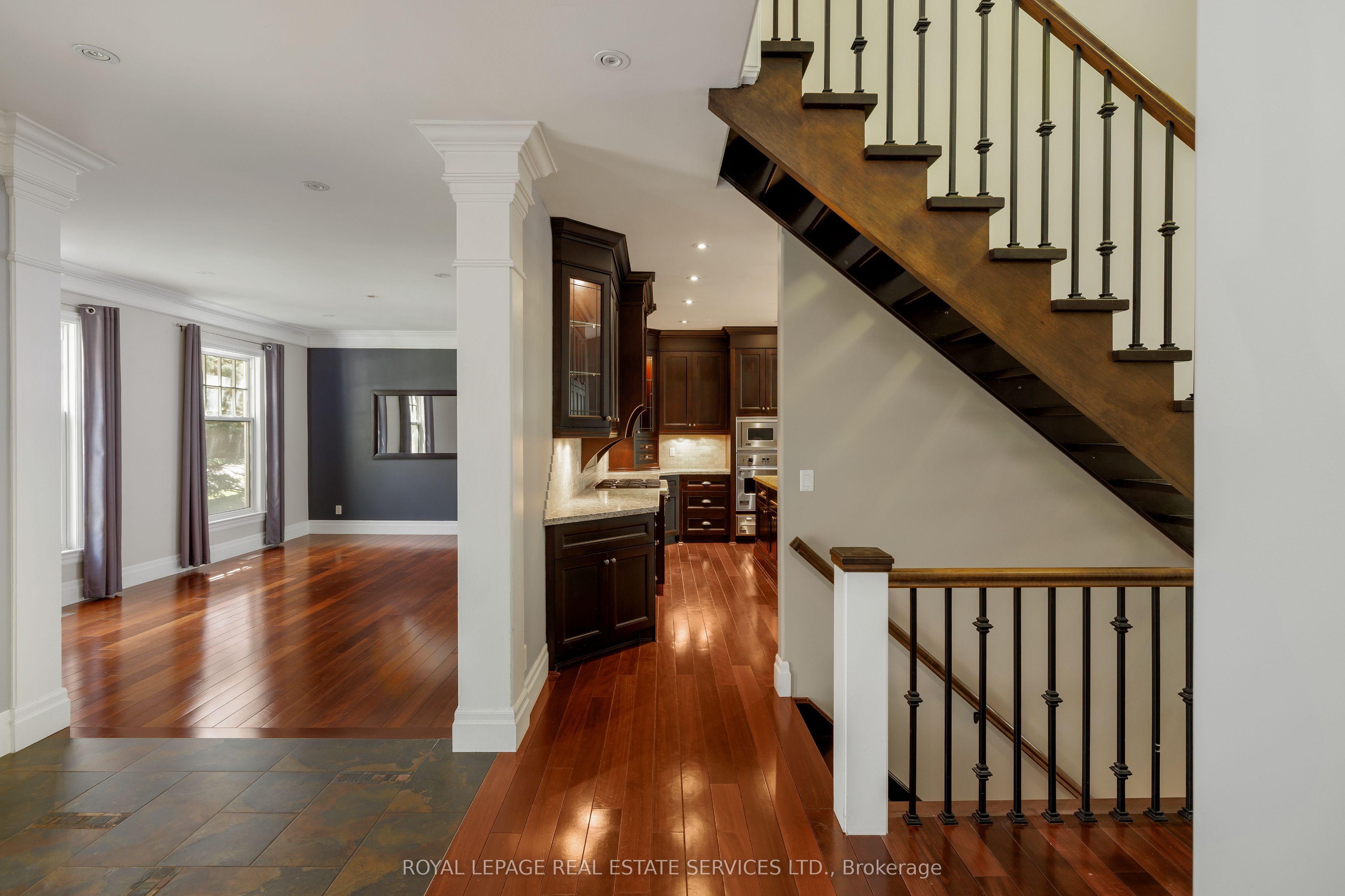 1387 Willowdown Road Property Photo 11