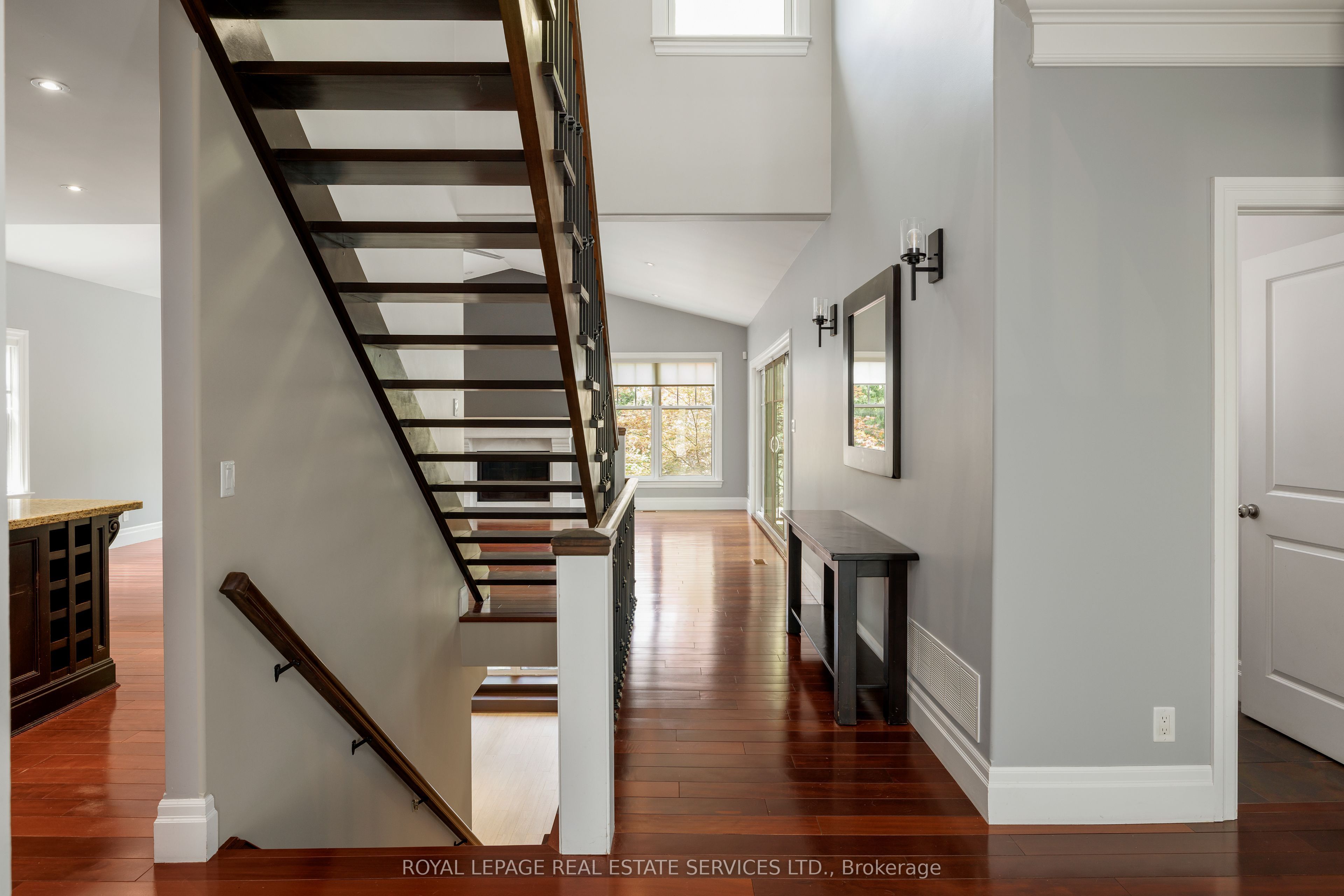 1387 Willowdown Road Property Photo 17
