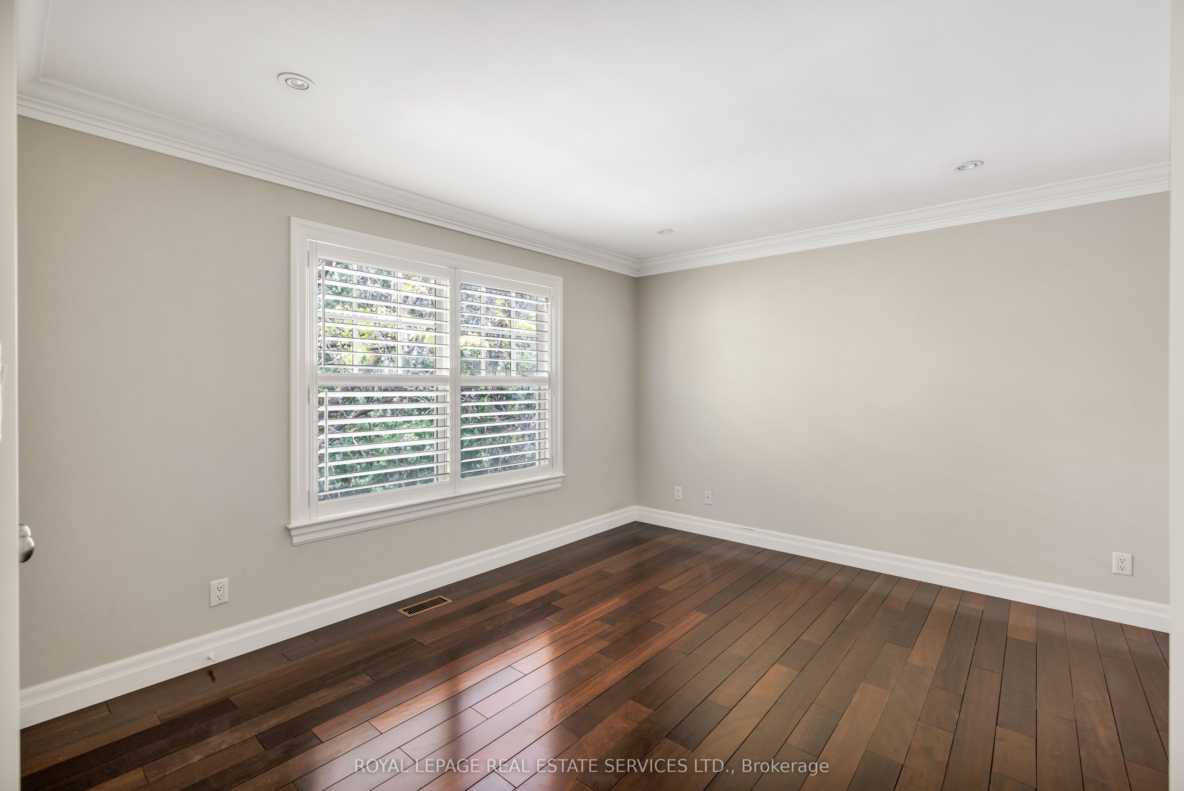 1387 Willowdown Road Property Photo 18
