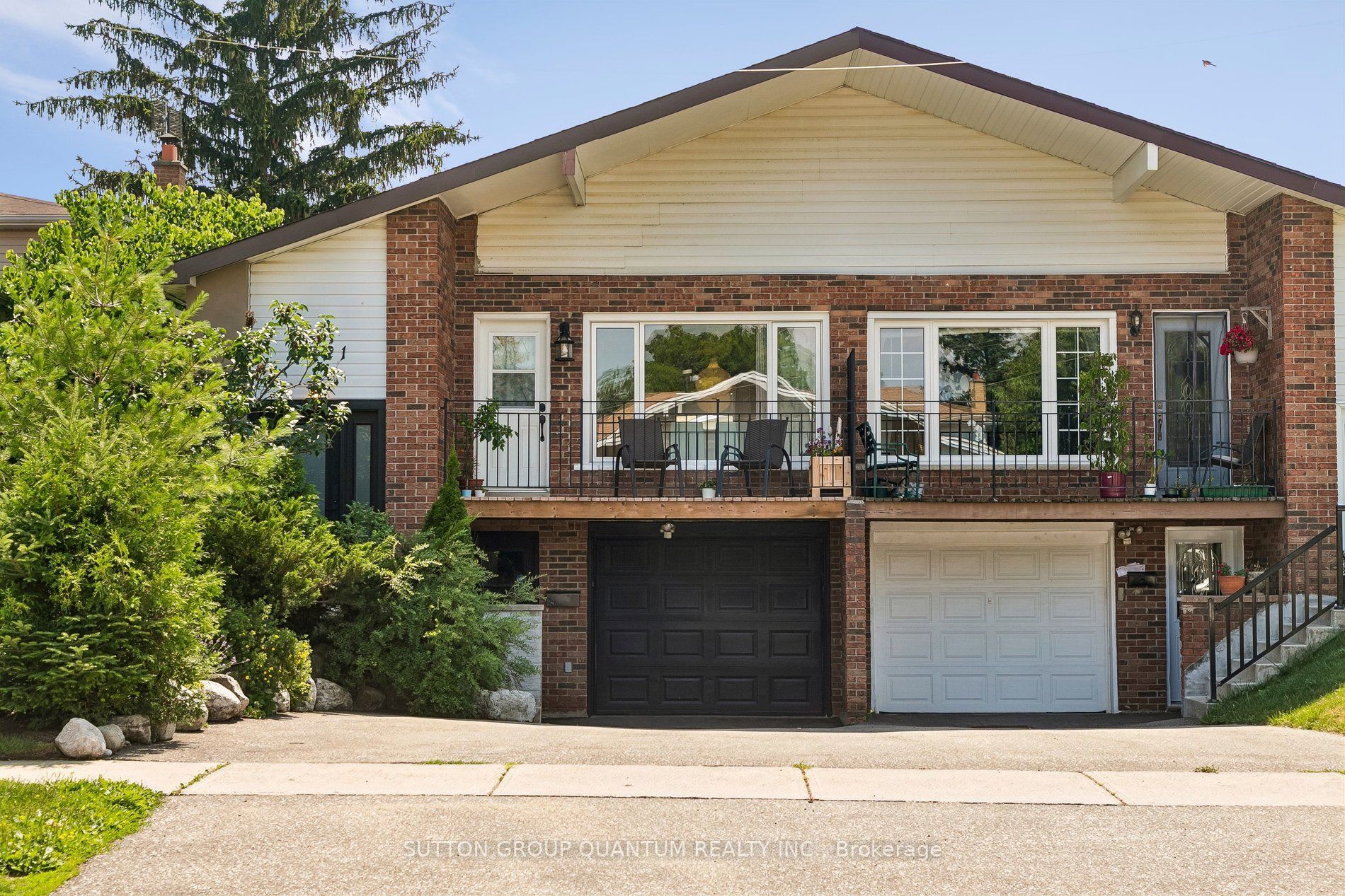 2621 Windjammer Road Property Photo 1