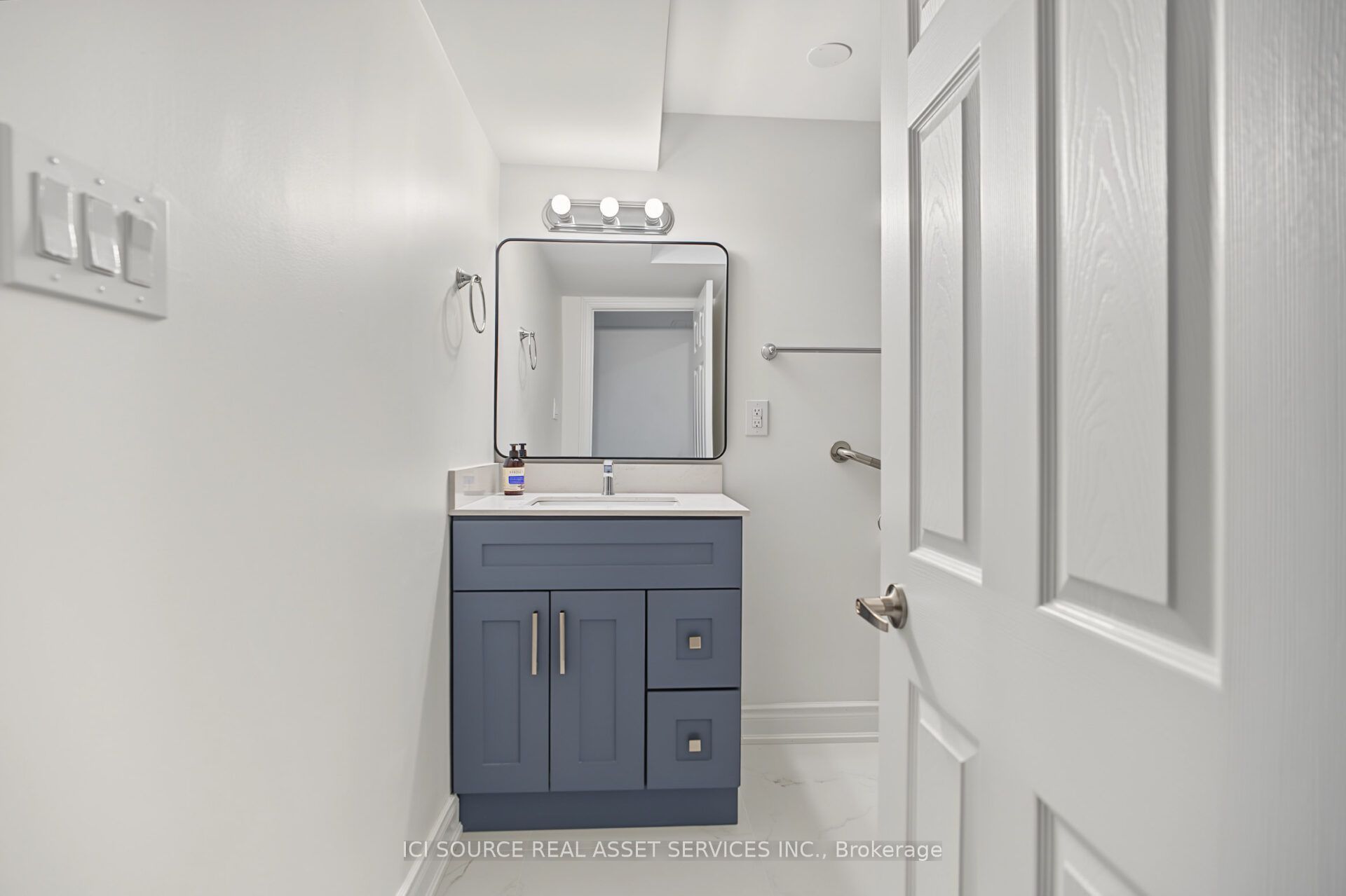 20 Kesteven Crescent Property Photo 33