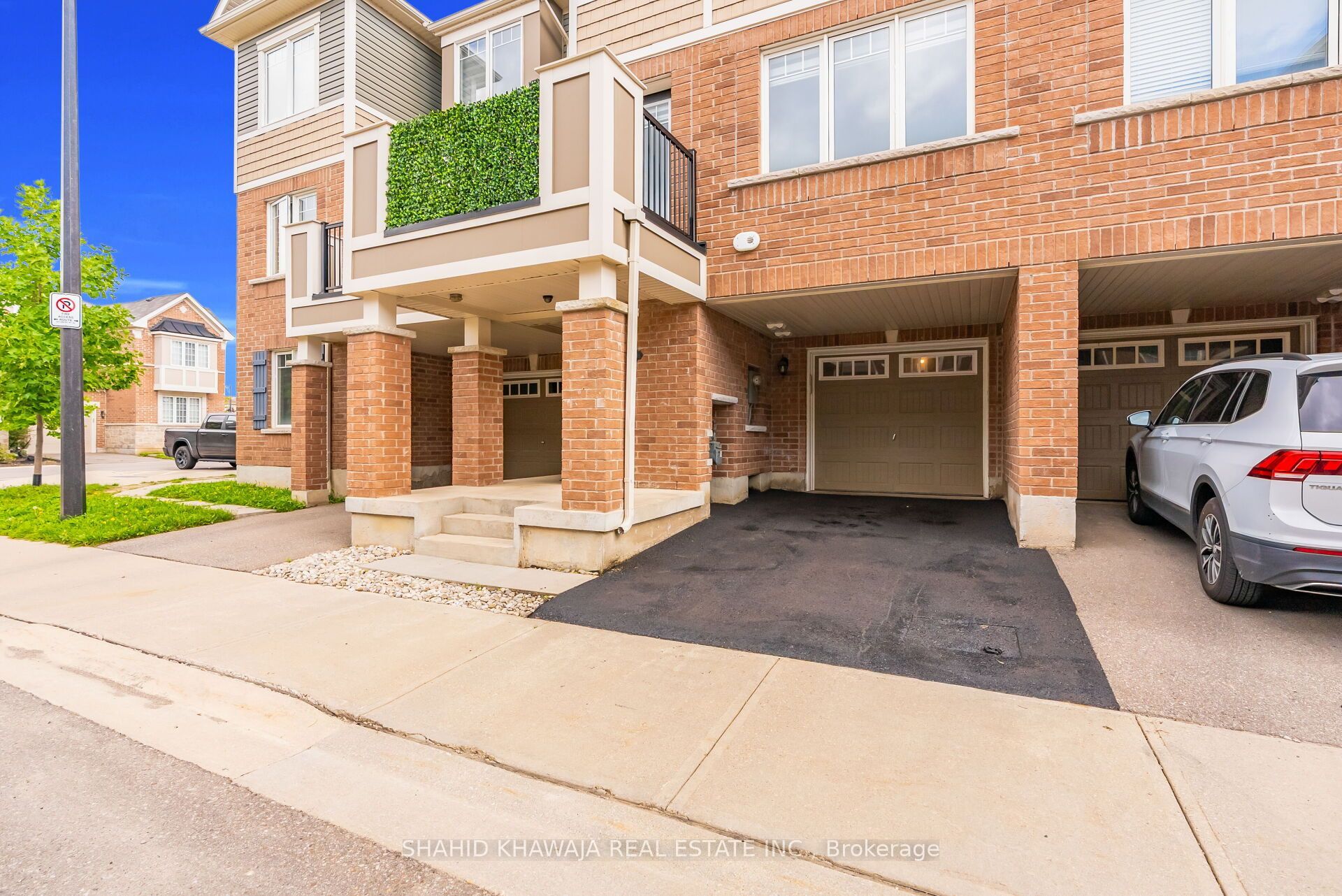 1000 Asleton Boulevard 87 Property Photo 3