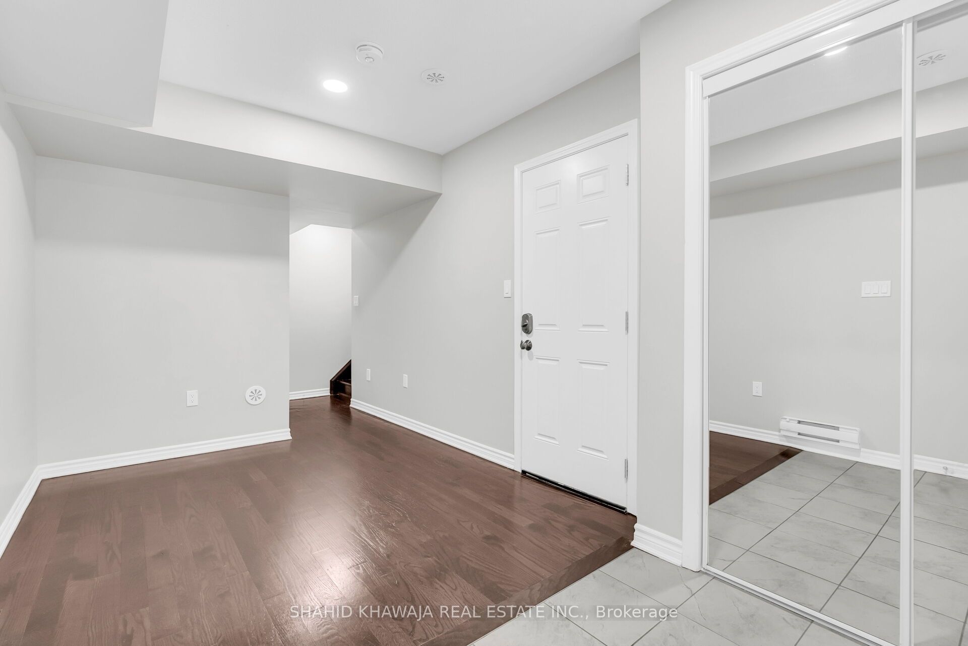 1000 Asleton Boulevard 87 Property Photo 5