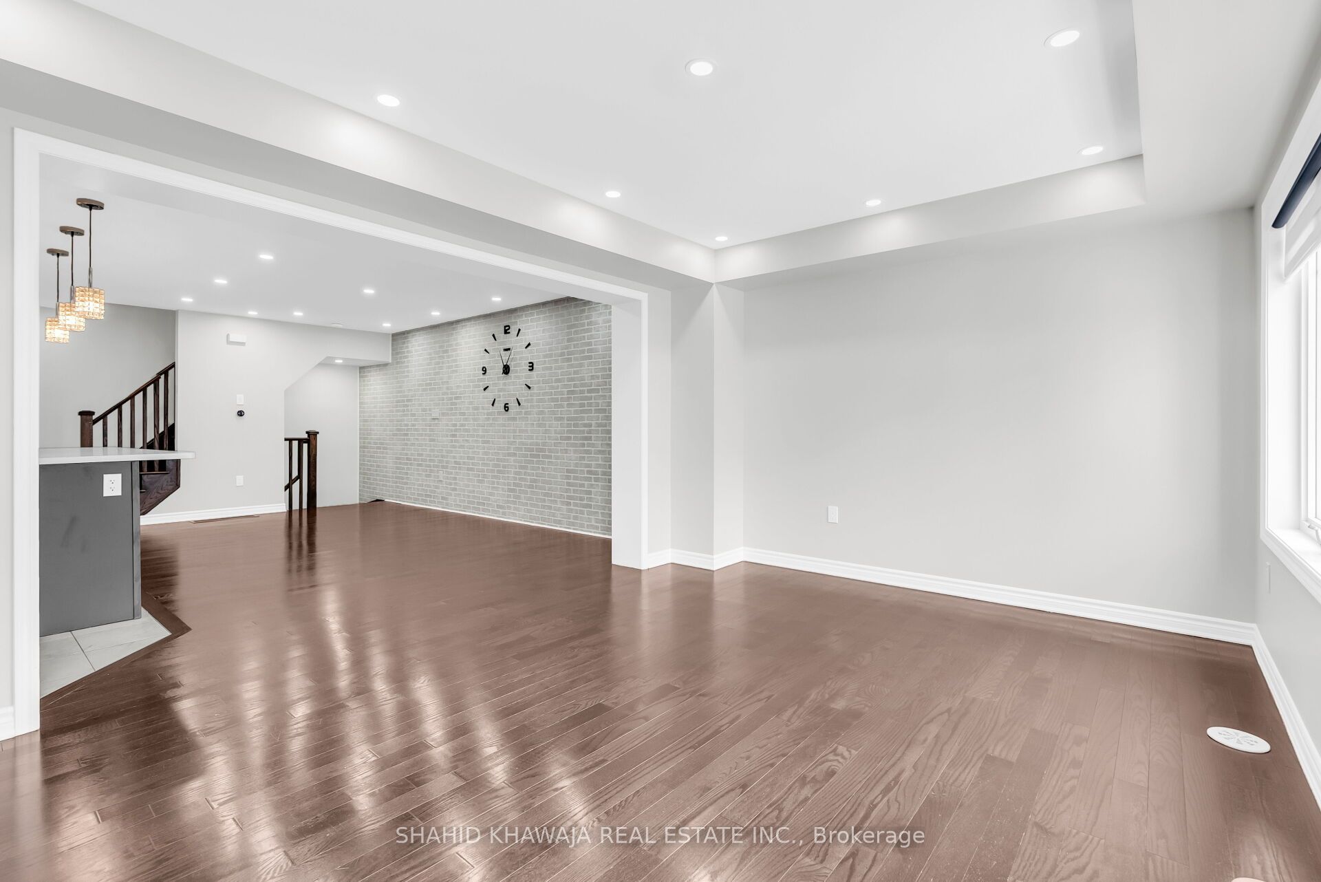 1000 Asleton Boulevard 87 Property Photo 16