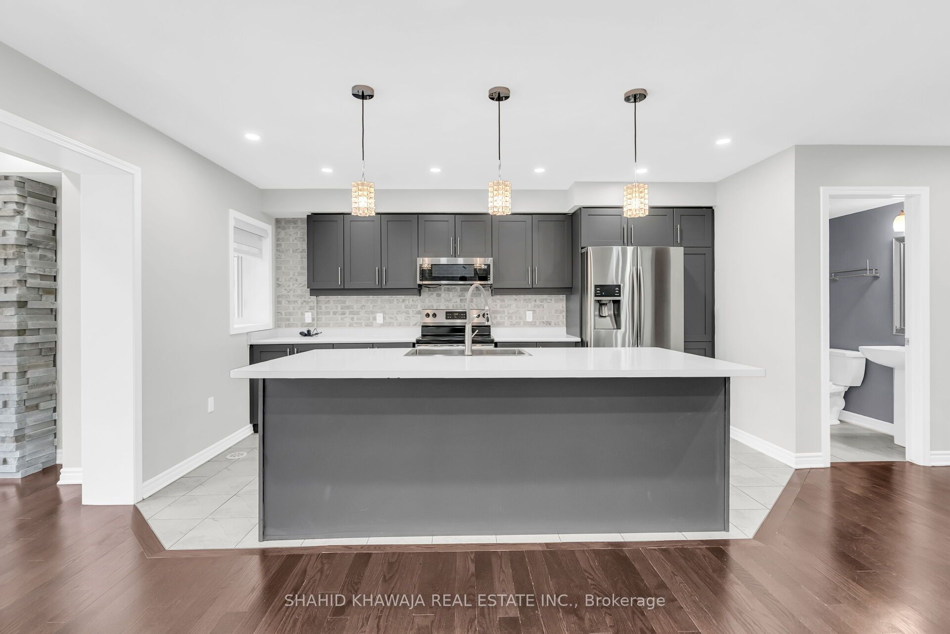 1000 Asleton Boulevard 87 Property Photo 17