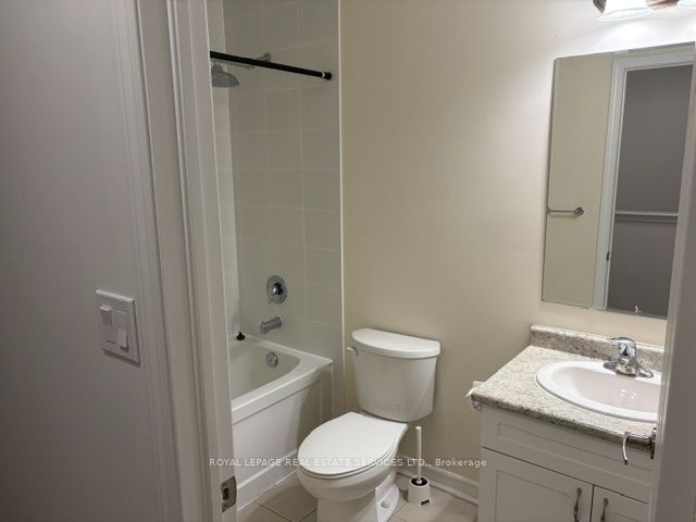 1625 Gainer Crescent Property Photo 5