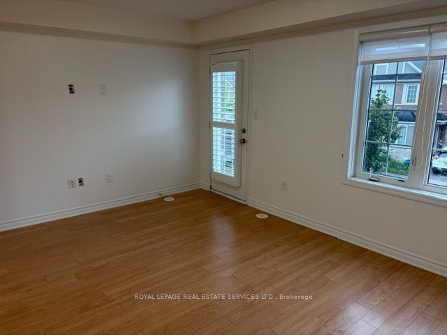 1625 Gainer Crescent Property Photo 9