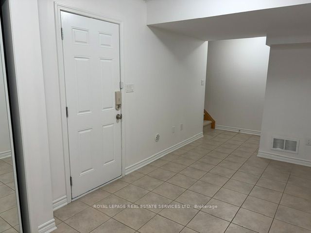 1625 Gainer Crescent Property Photo 12