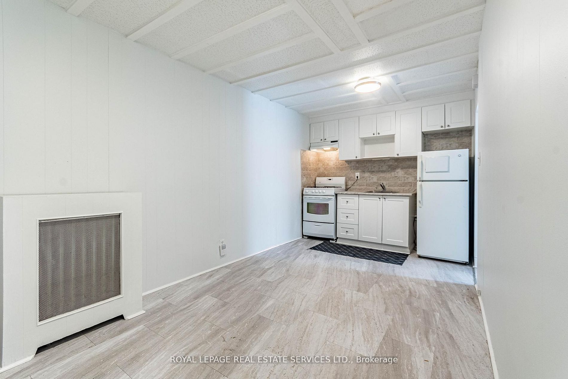 1160 Dufferin Street Property Photo 20