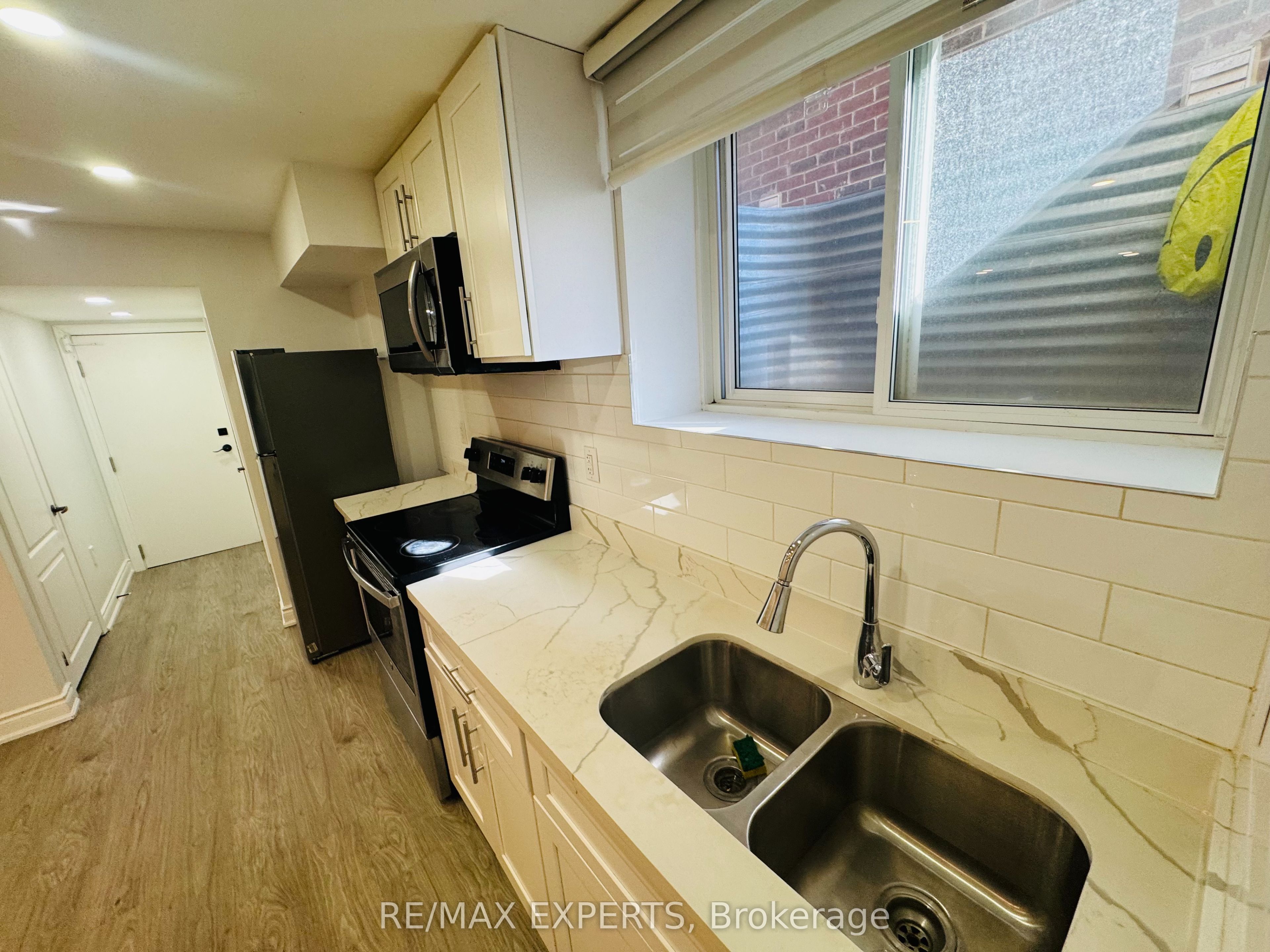 117 Baffin Crescent 2 Property Photo 2
