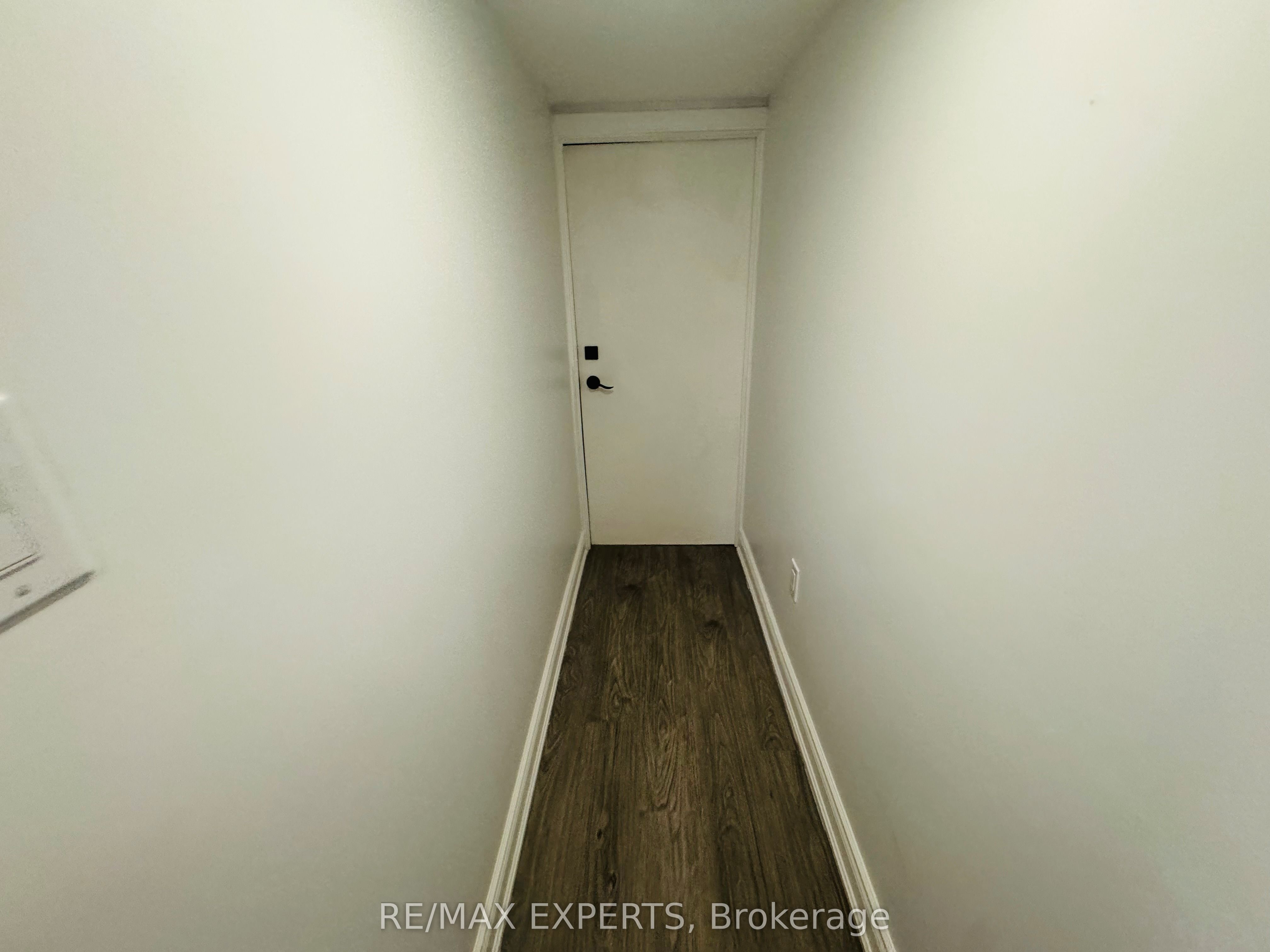 117 Baffin Crescent 2 Property Photo 5