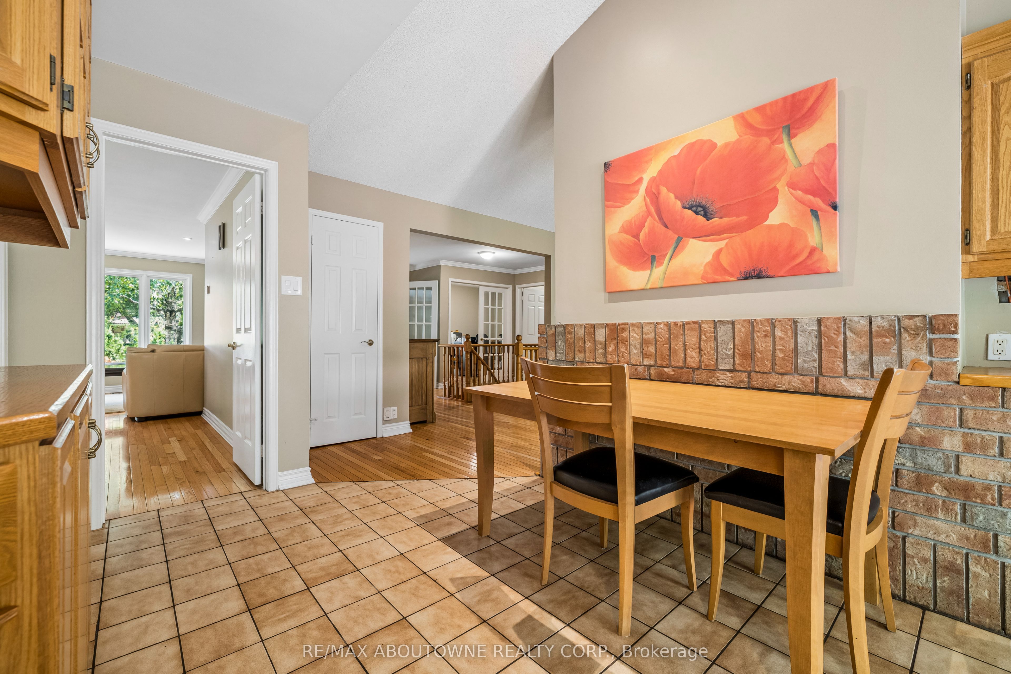 2285 Dunedin Road Property Photo 14