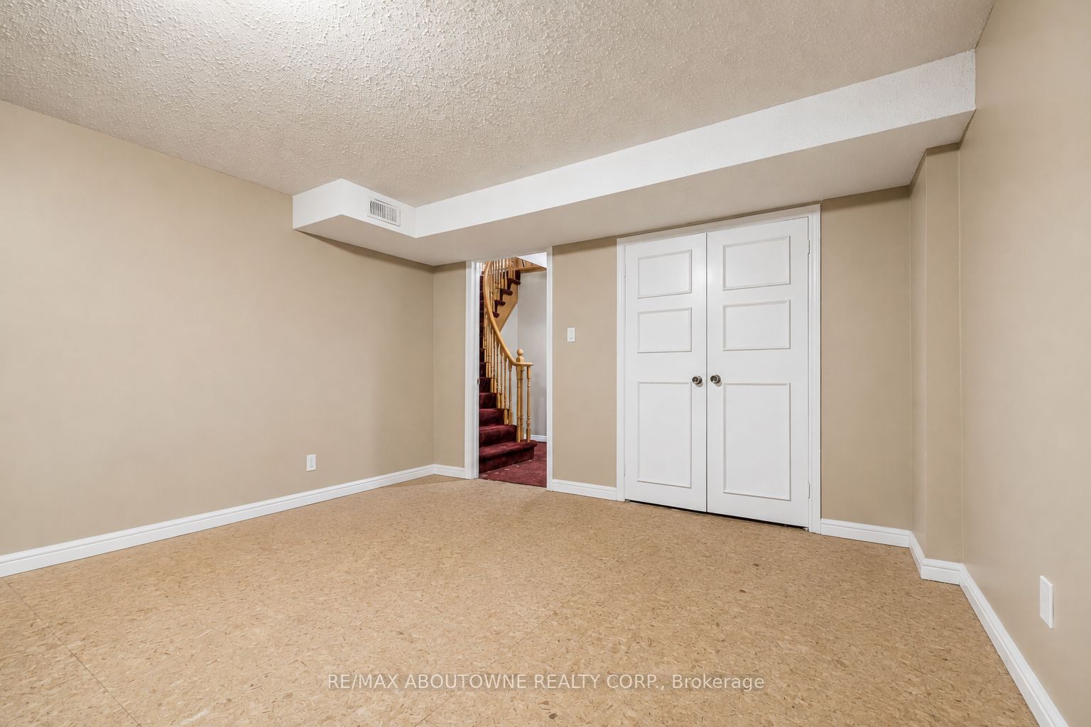 2285 Dunedin Road Property Photo 36