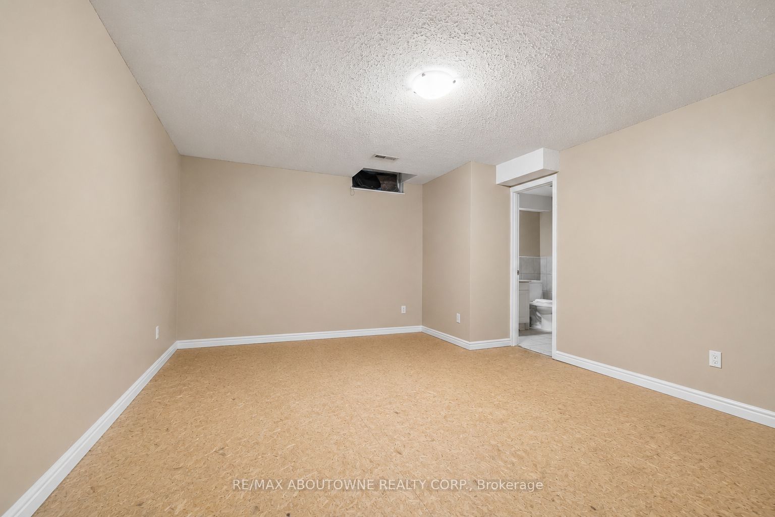 2285 Dunedin Road Property Photo 37