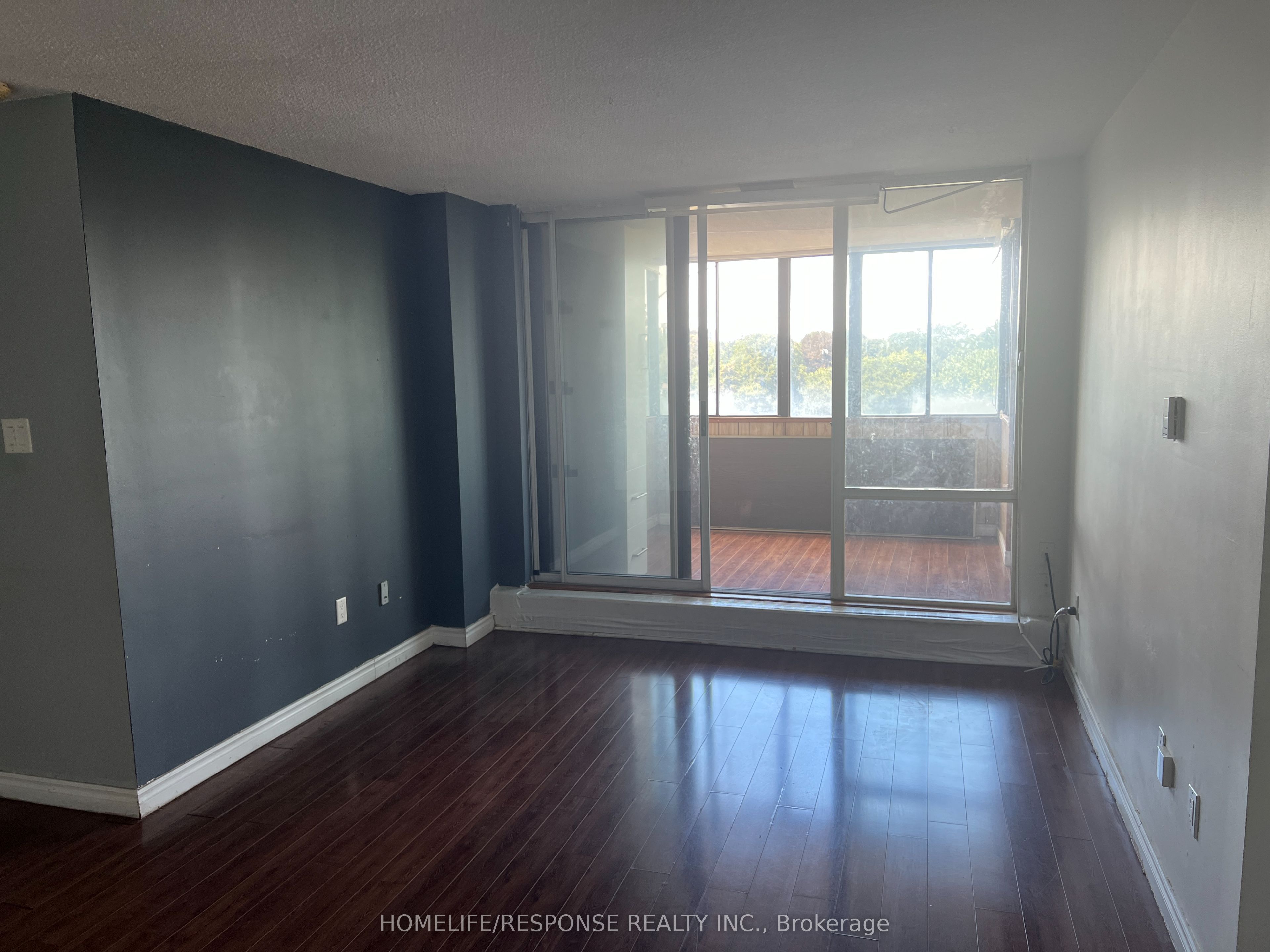 1625 Bloor Street 715 Property Photo 7