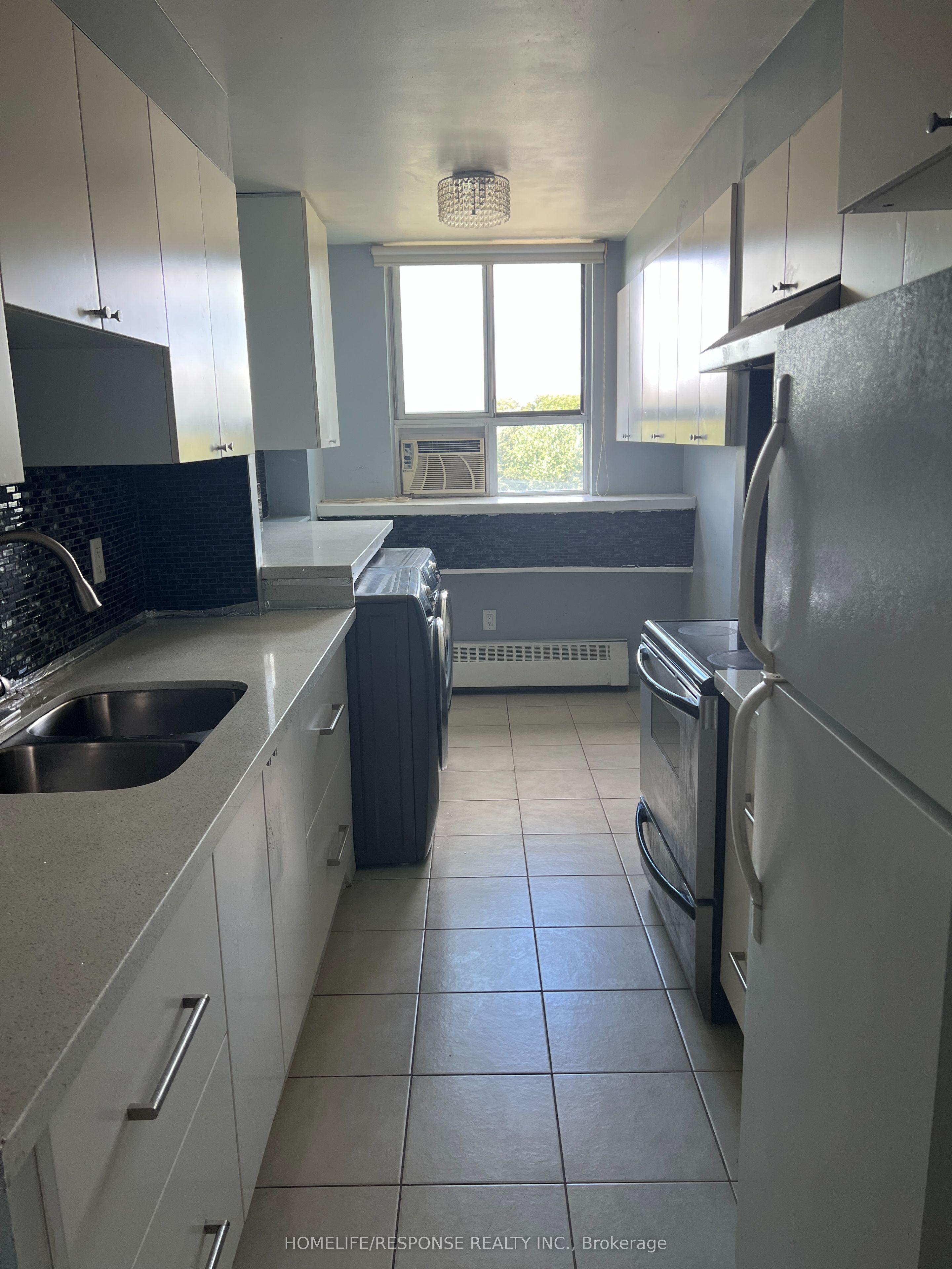 1625 Bloor Street 715 Property Photo 14