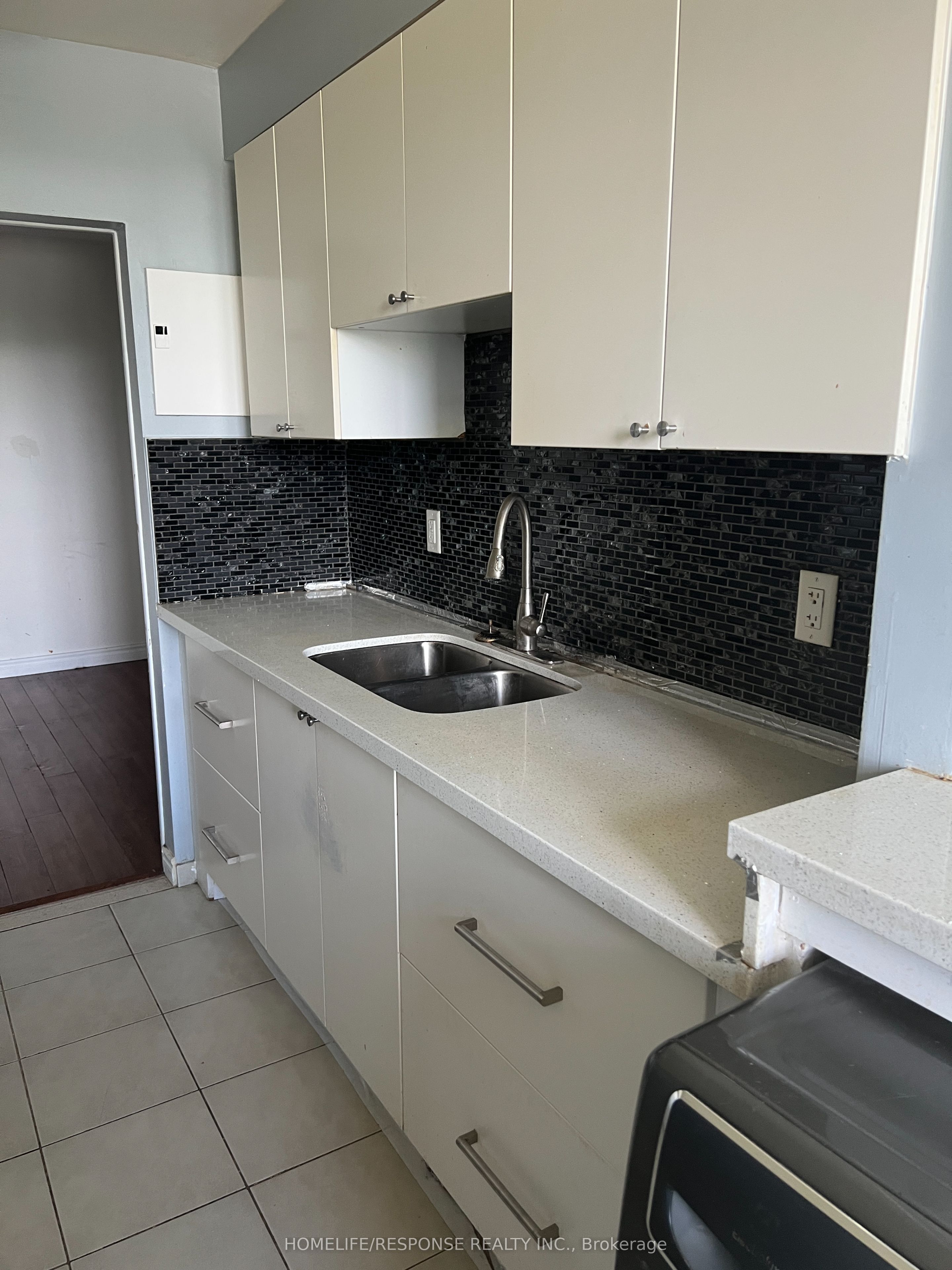 1625 Bloor Street 715 Property Photo 15