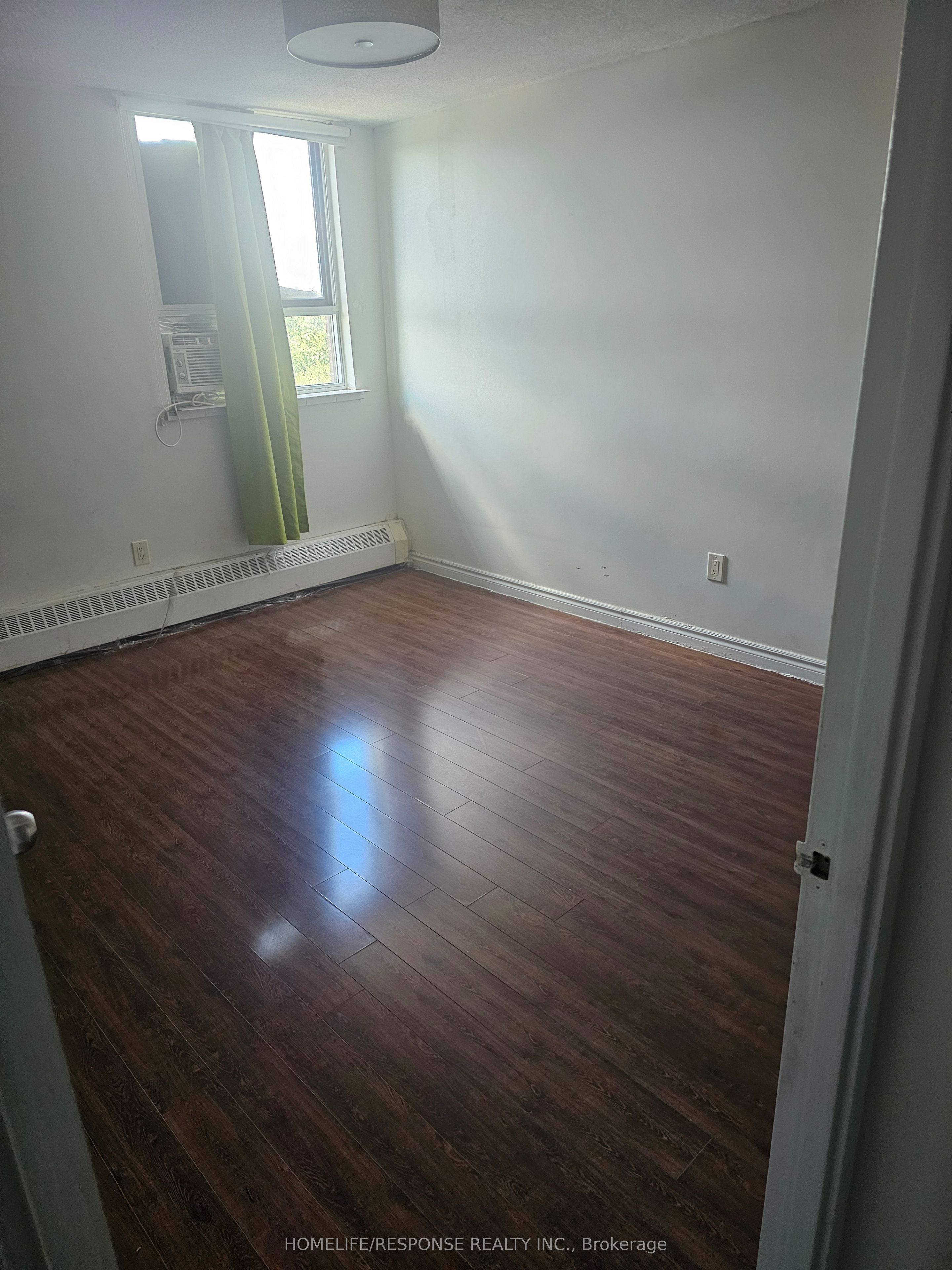 1625 Bloor Street 715 Property Photo 17