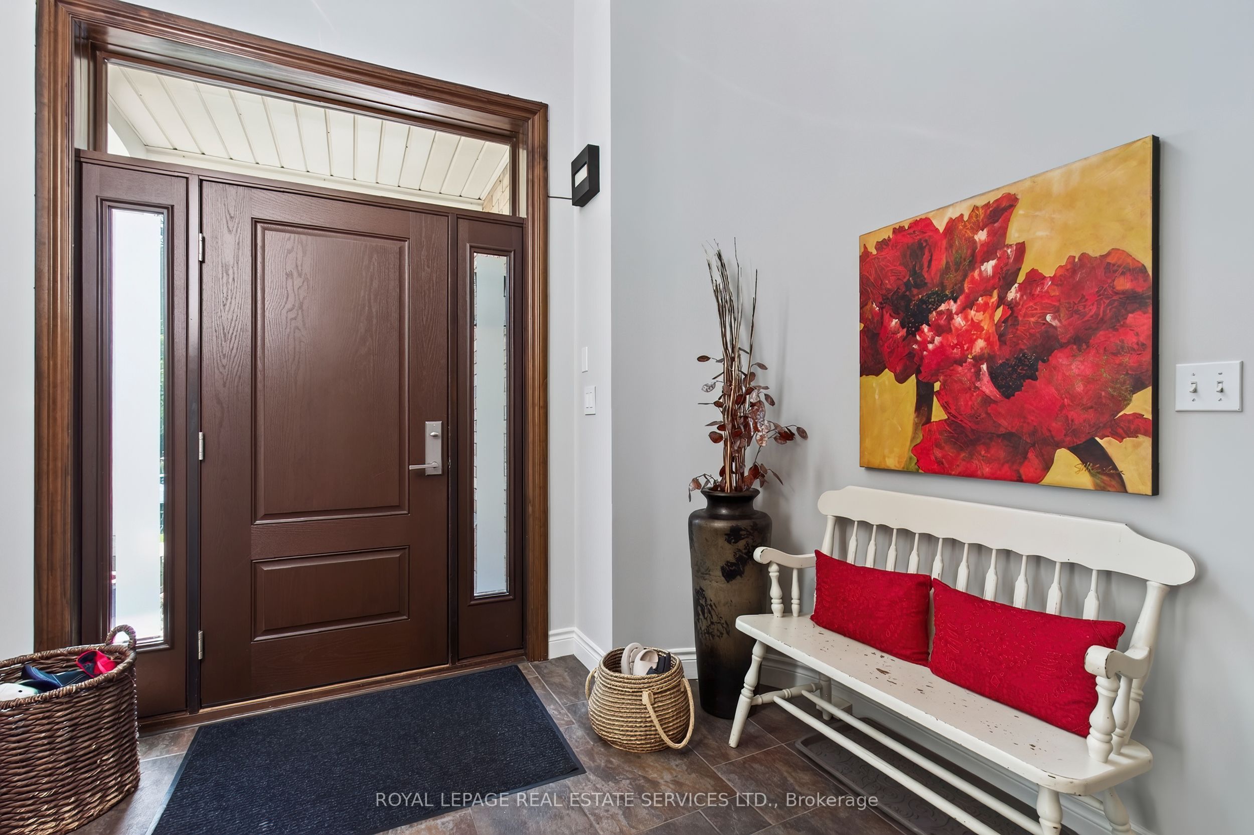 2329 Glenfield Road Property Photo 4