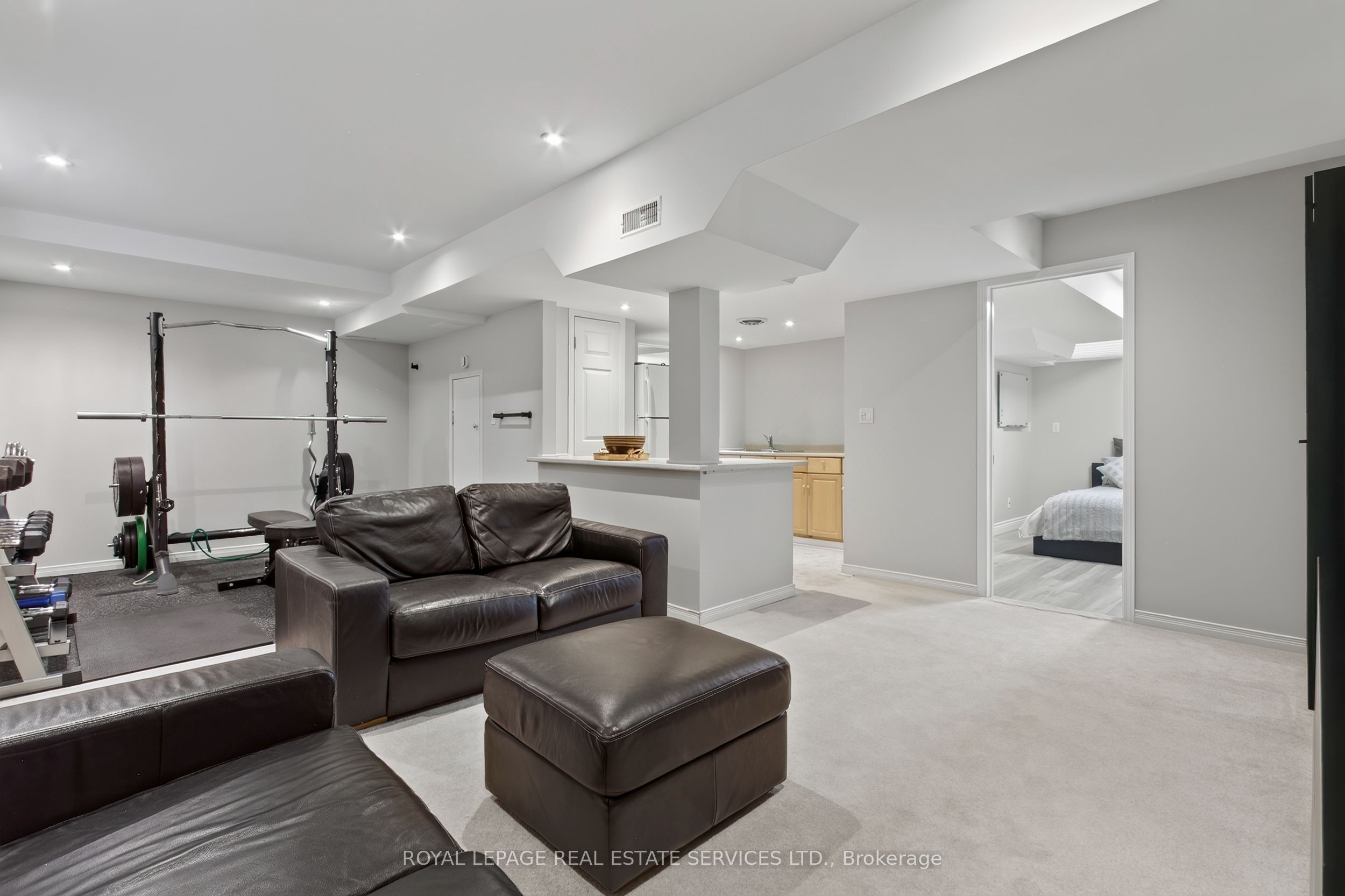 2329 Glenfield Road Property Photo 32