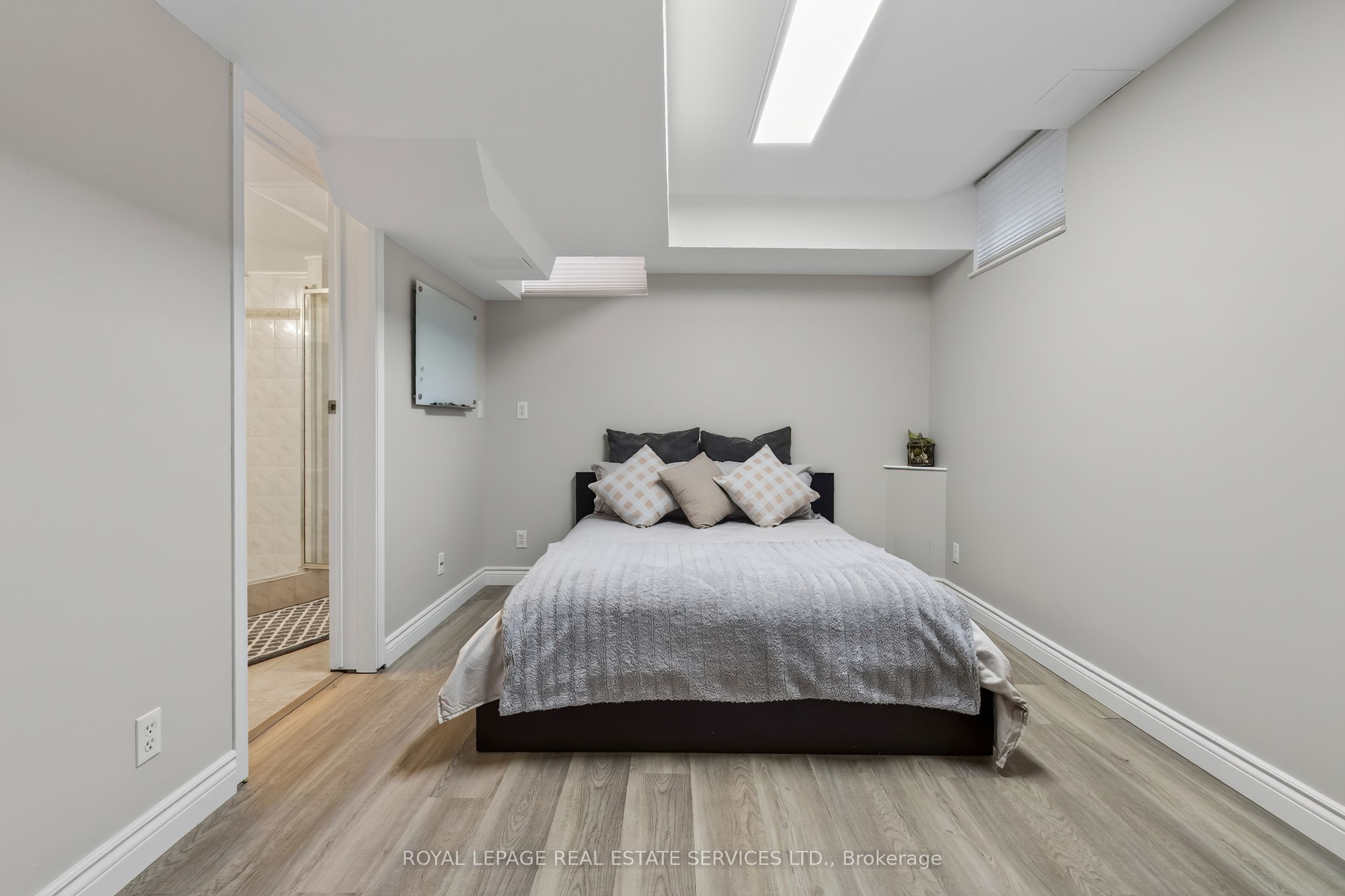 2329 Glenfield Road Property Photo 35