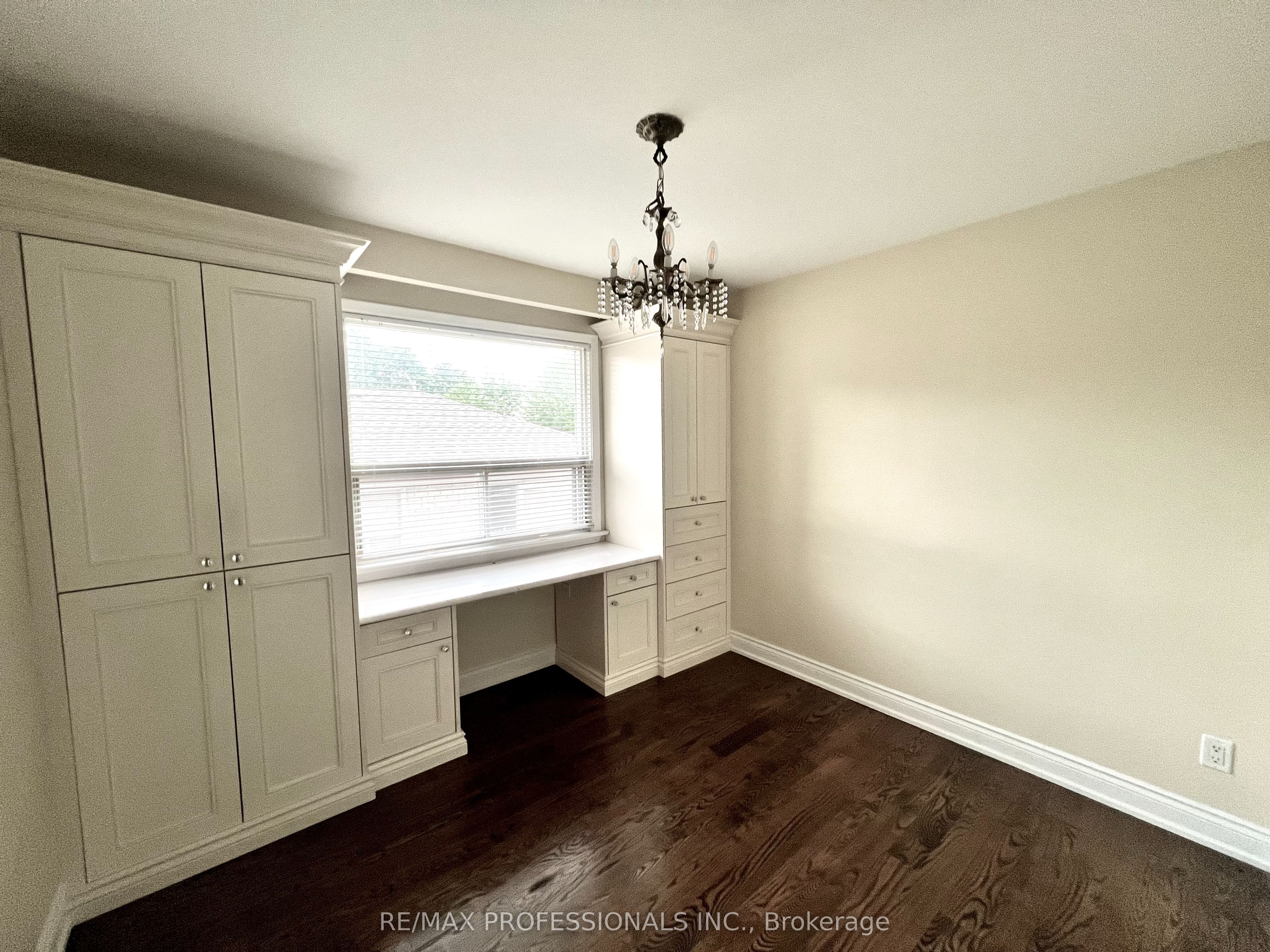30 Lemonwood Drive Property Photo 13