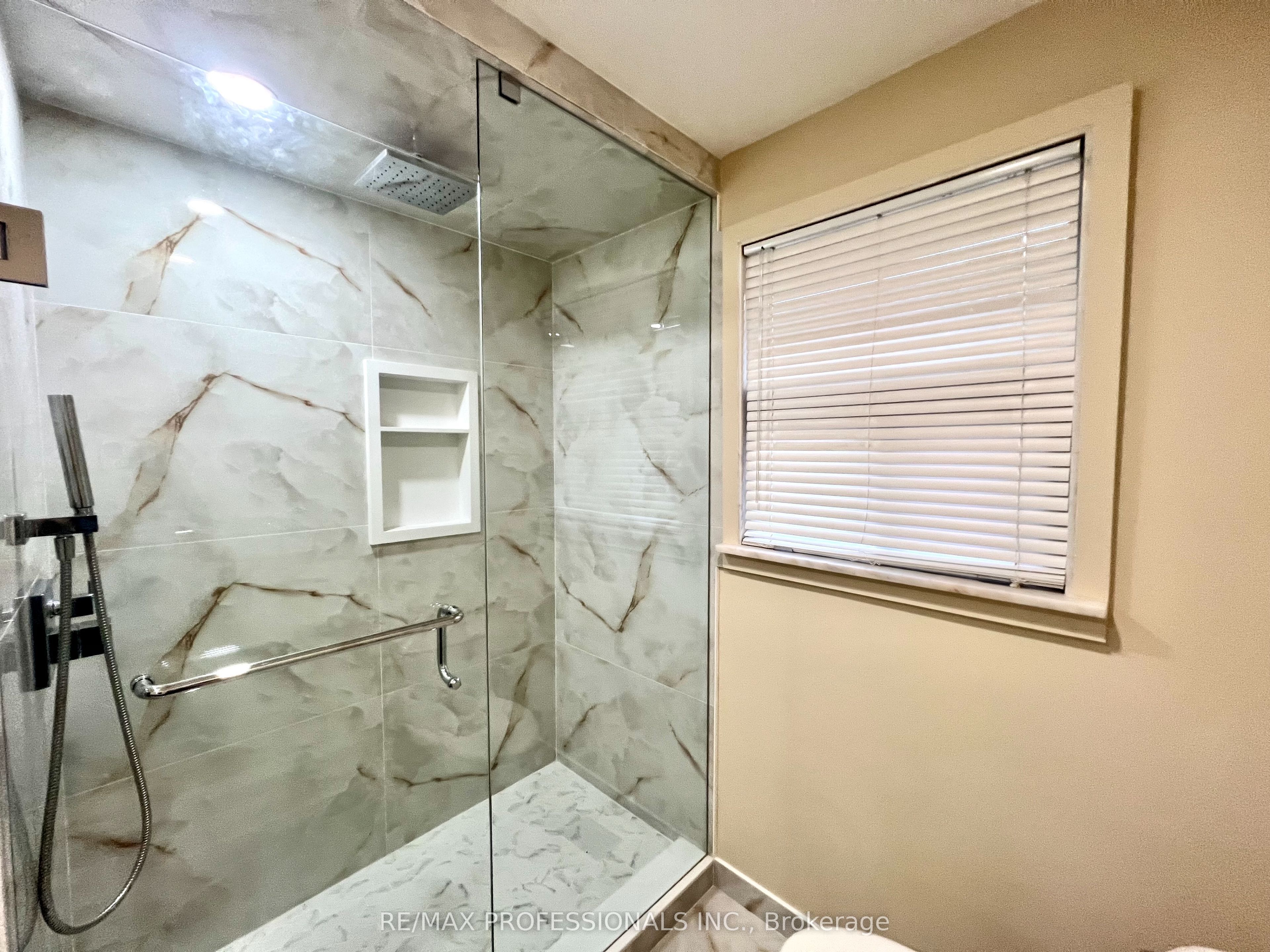 30 Lemonwood Drive Property Photo 16