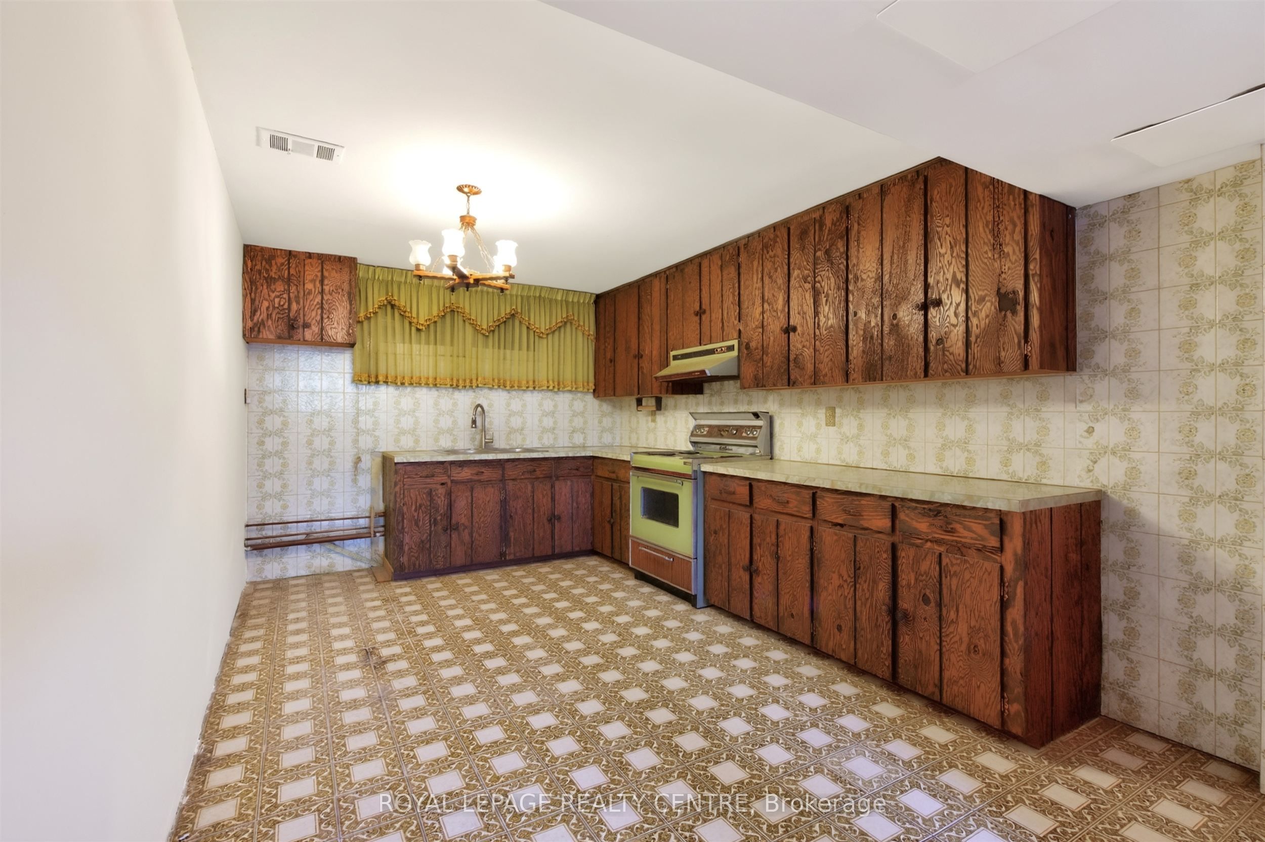 22 Euphrasia Drive Property Photo 20