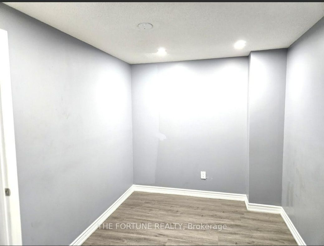 18 Saint Eugene Street Property Photo 9