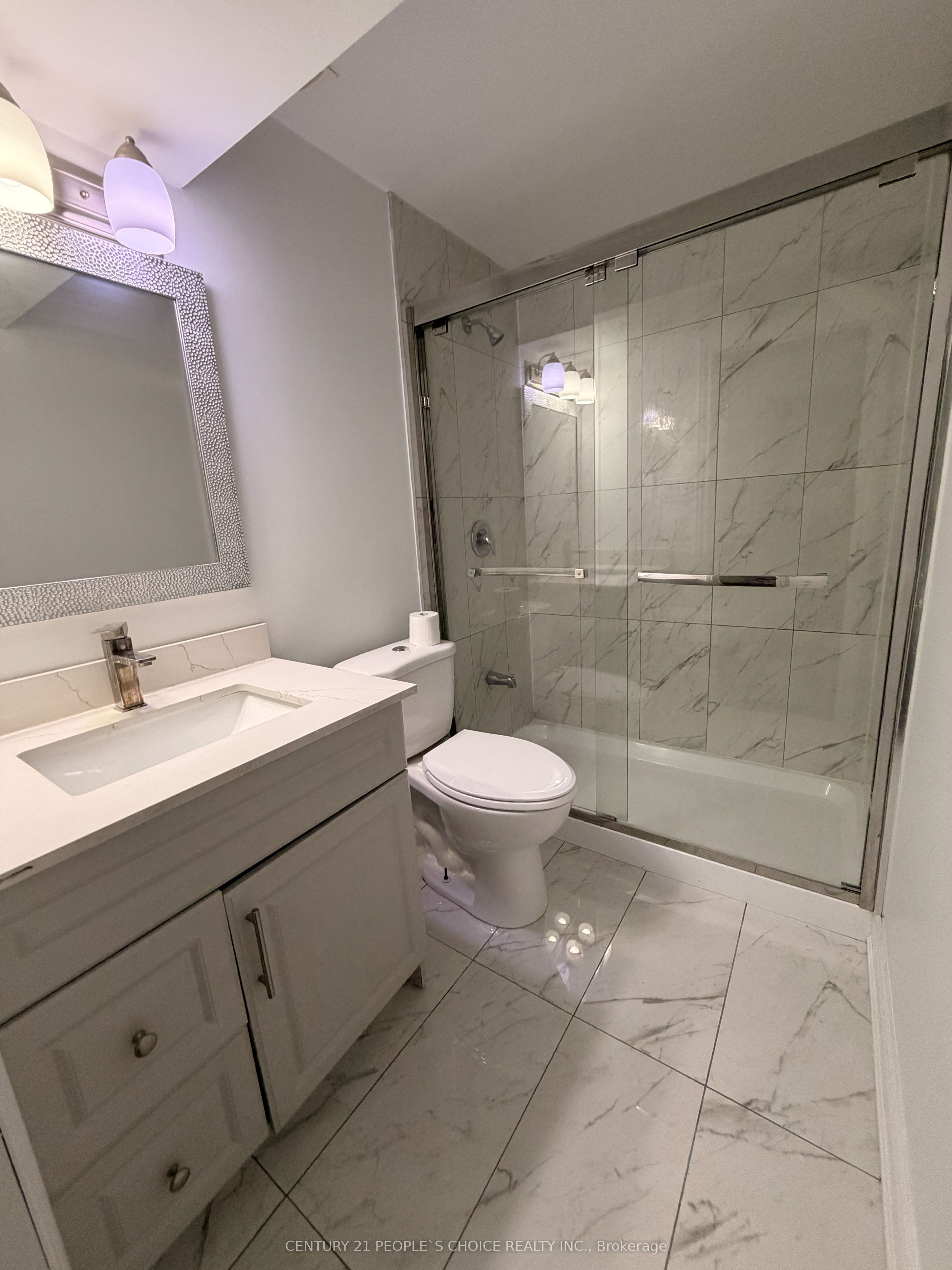 36 Allangrove Drive Unit 2 Property Photo 11