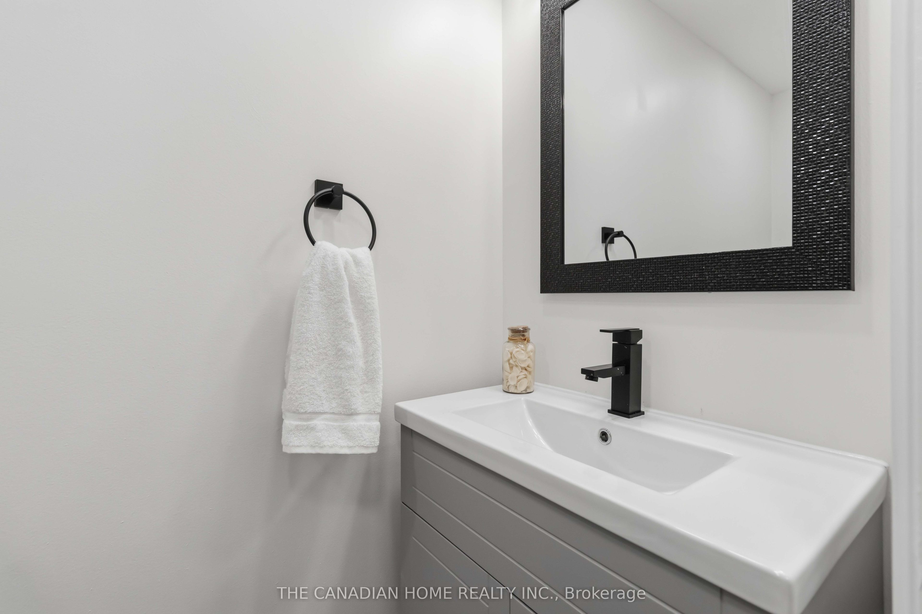 80 Flamingo Crescent Property Photo 14