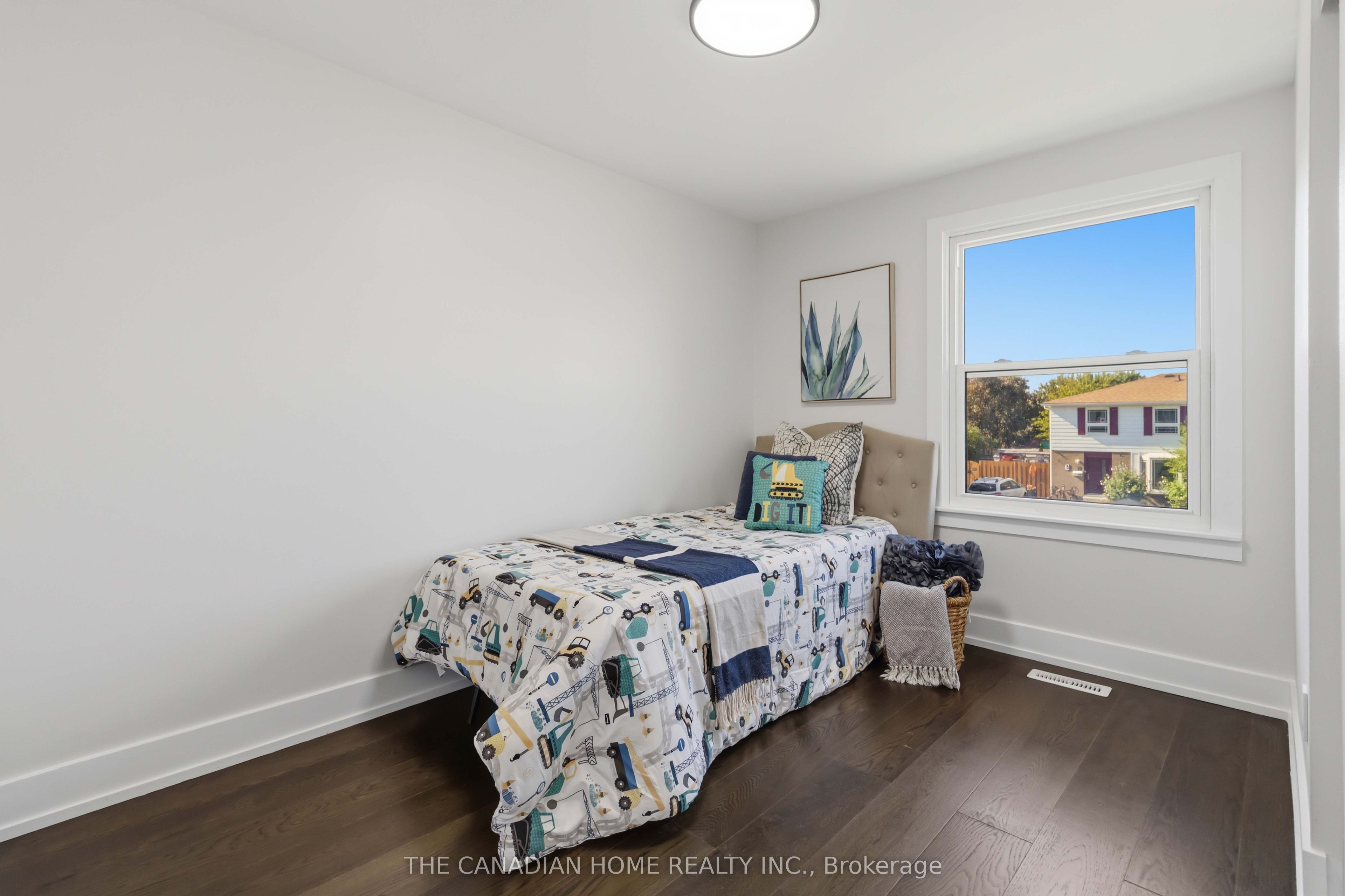 80 Flamingo Crescent Property Photo 22