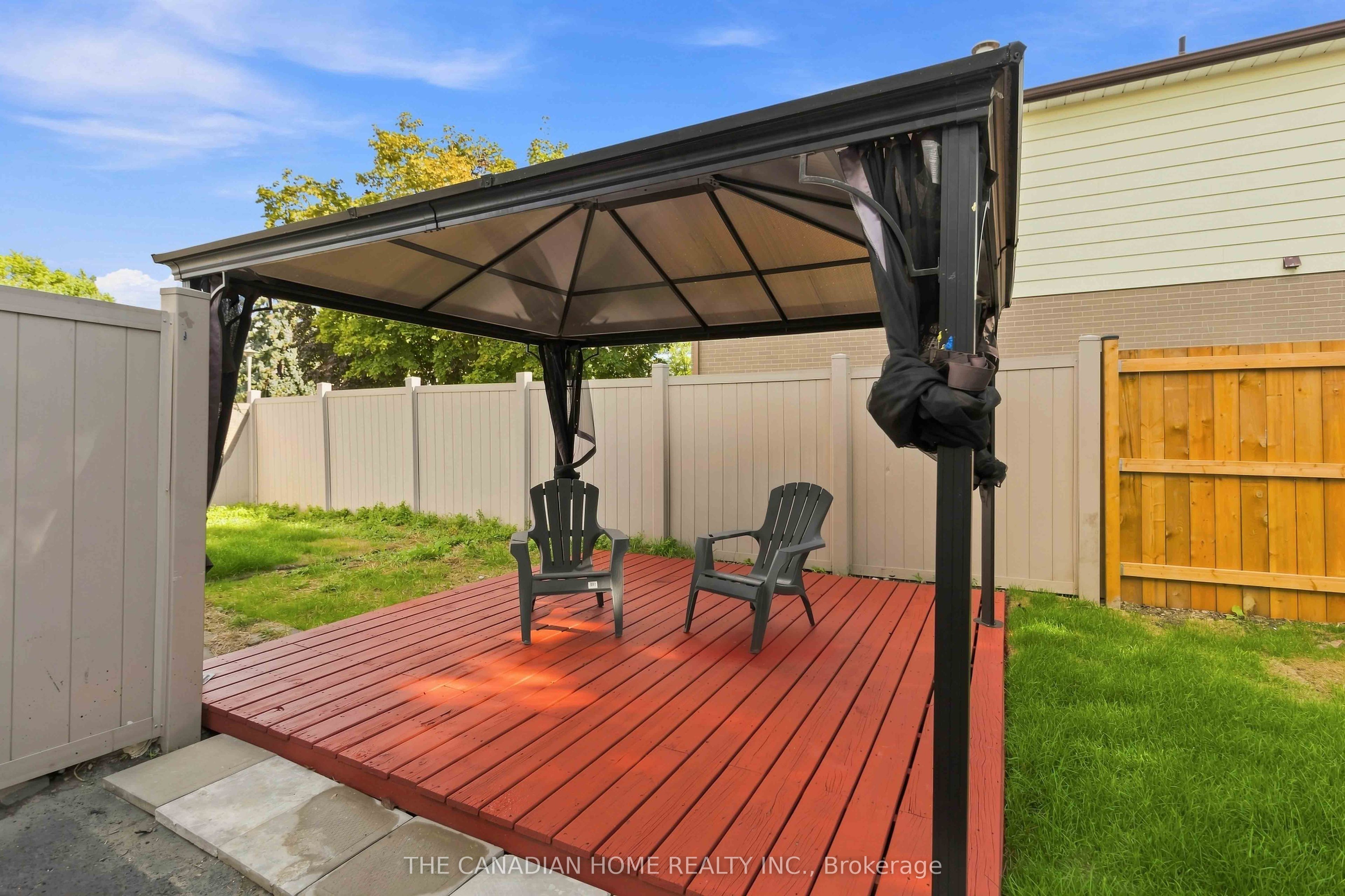 80 Flamingo Crescent Property Photo 32