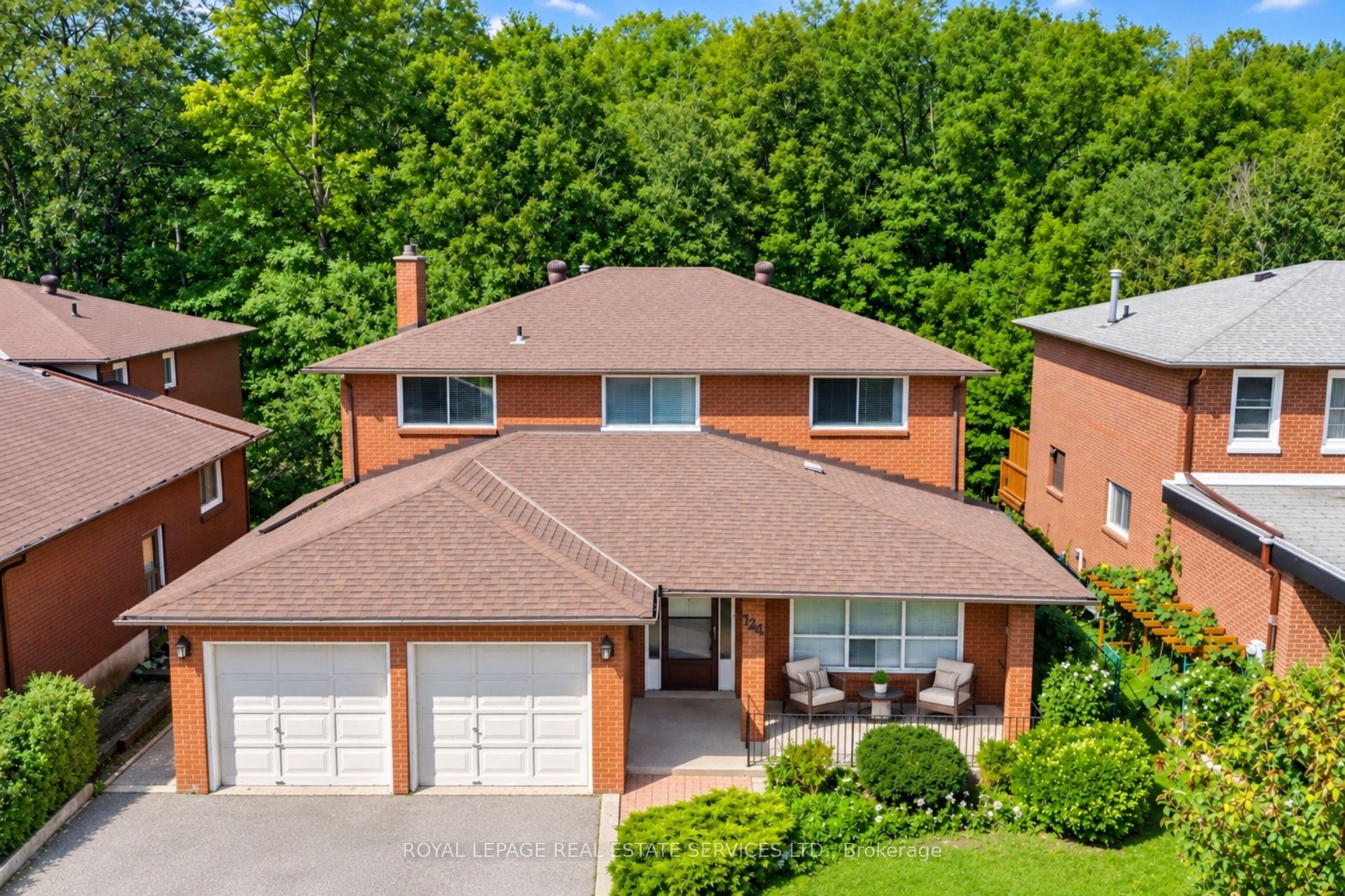 124 Stilecroft Drive