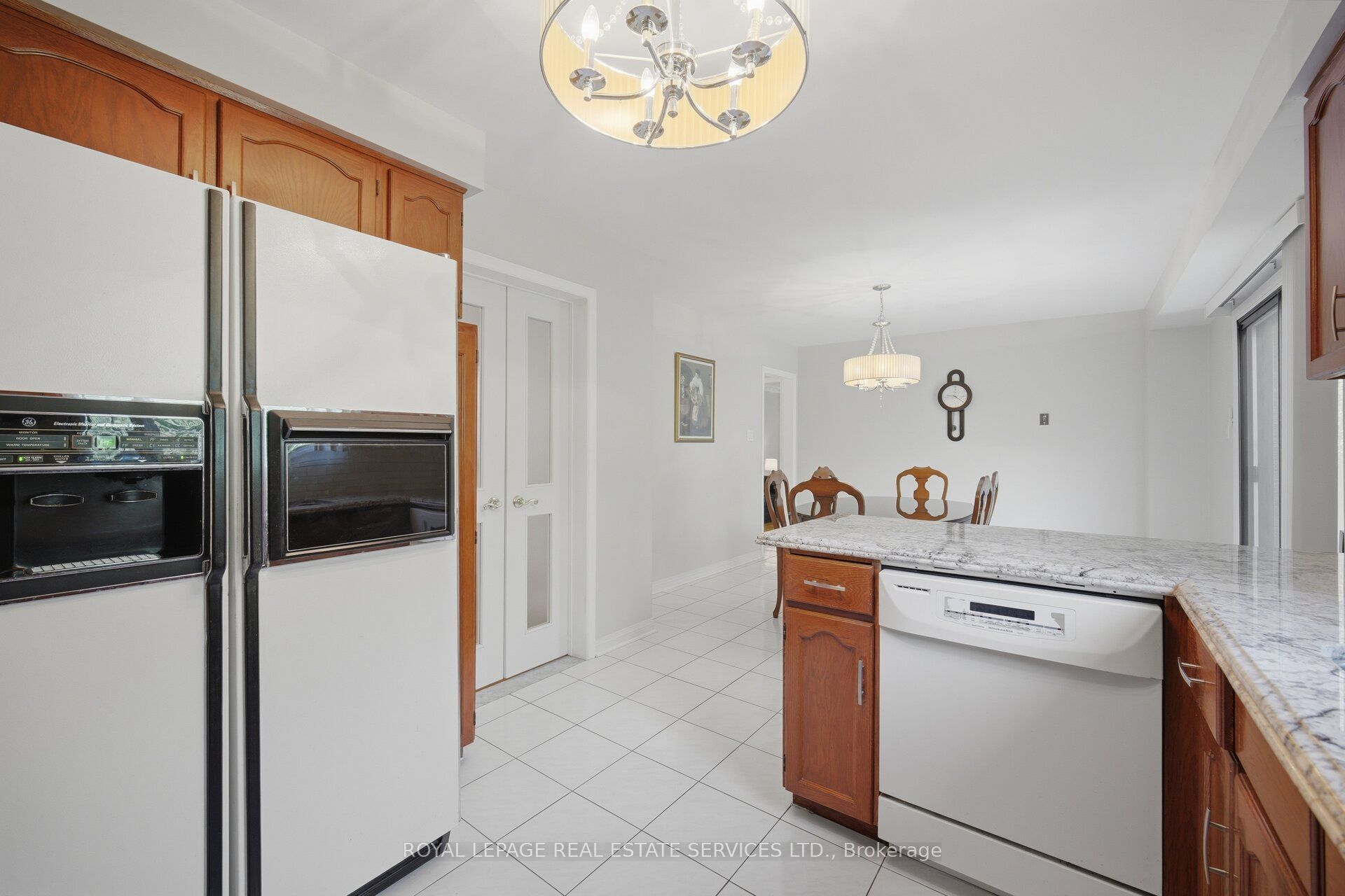 124 Stilecroft Drive Property Photo 15