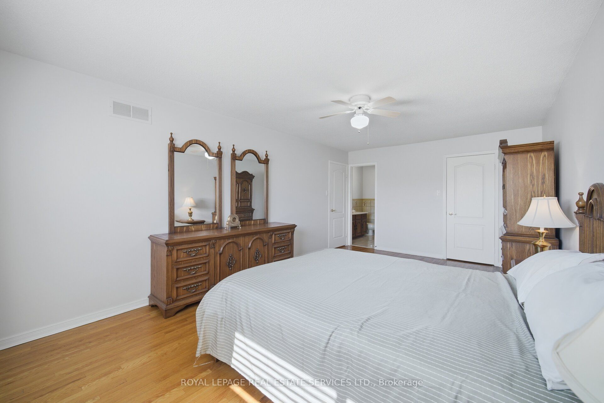 124 Stilecroft Drive Property Photo 25
