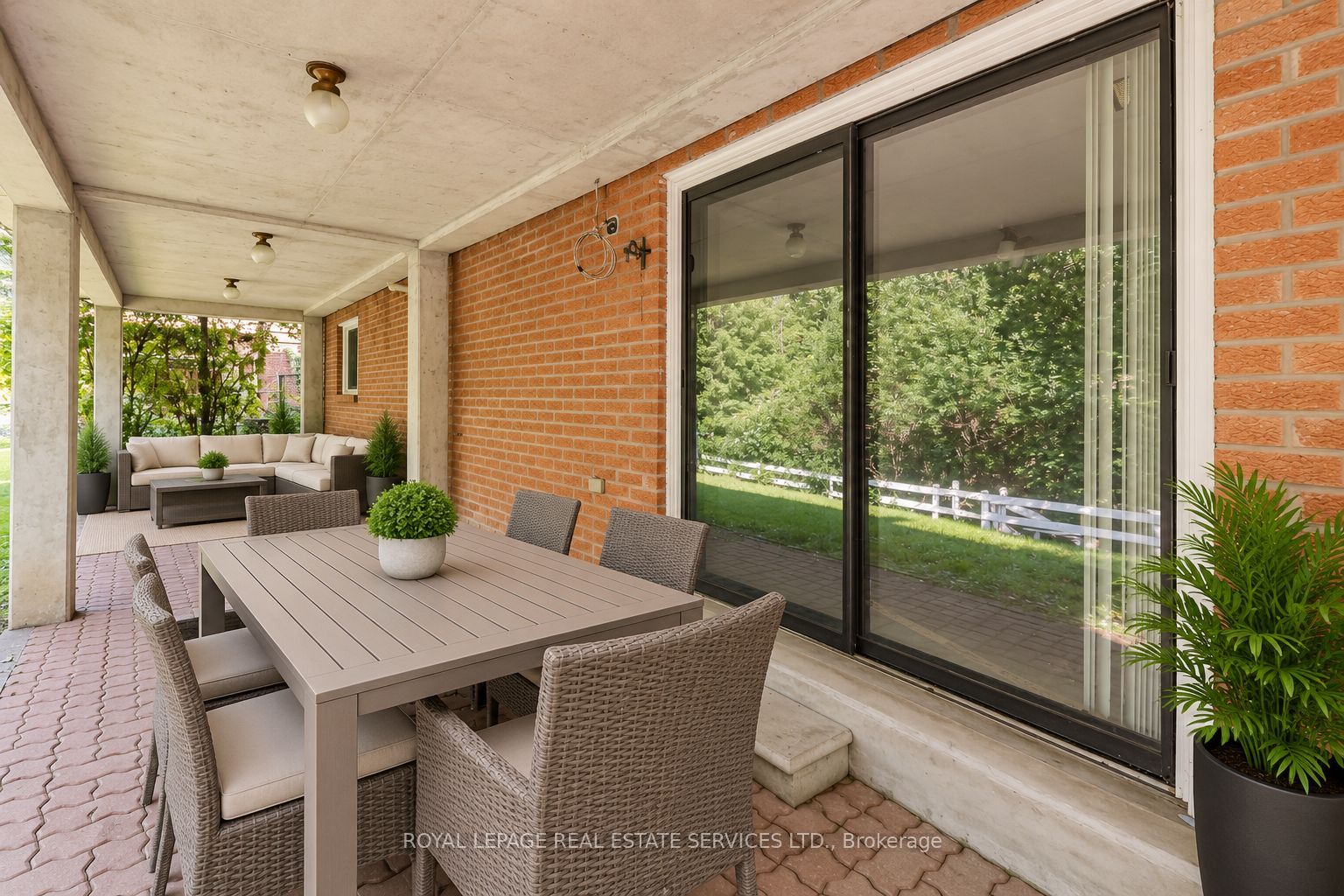 124 Stilecroft Drive Property Photo 44