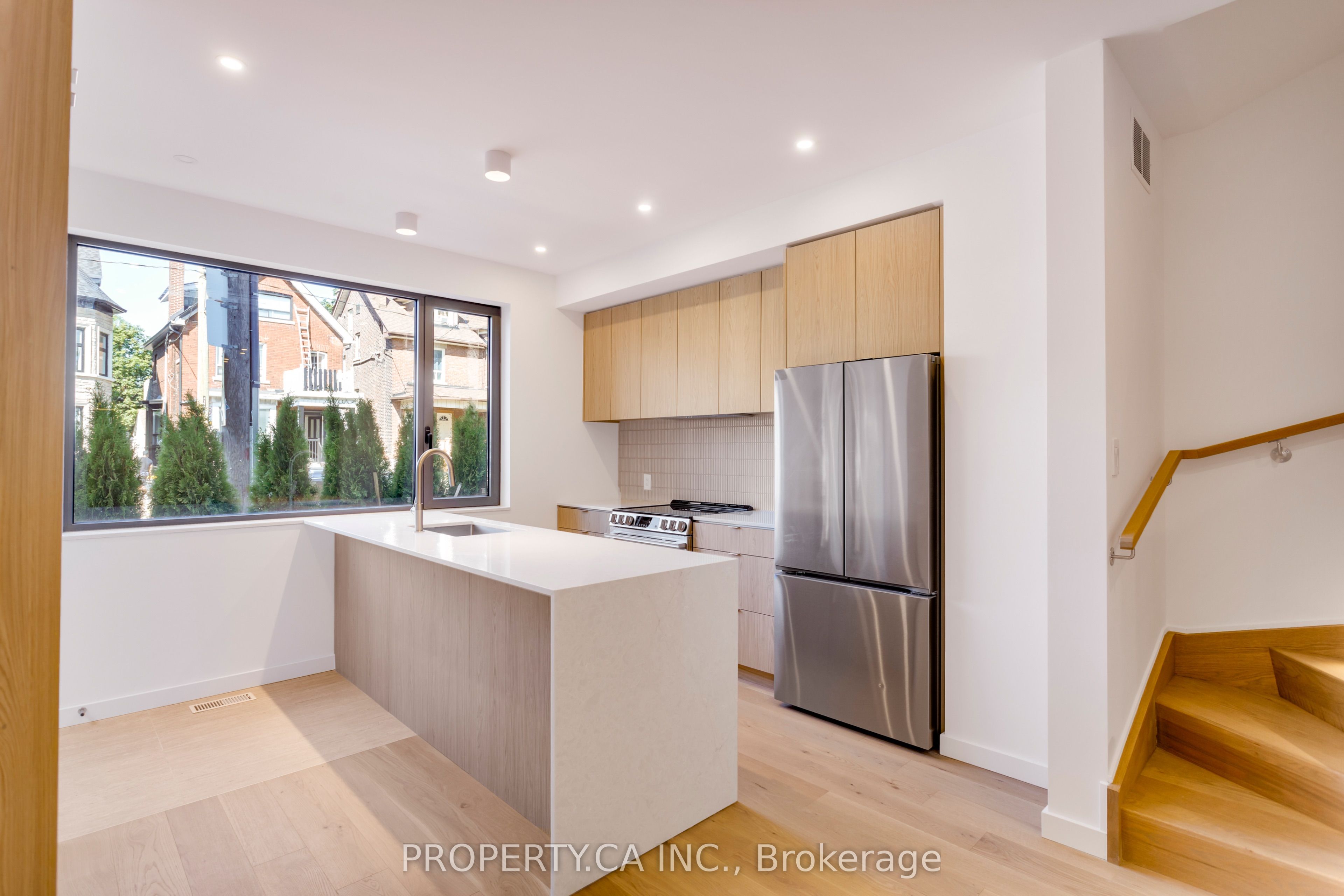 301 Keele Street Unit #3 Property Photo 6