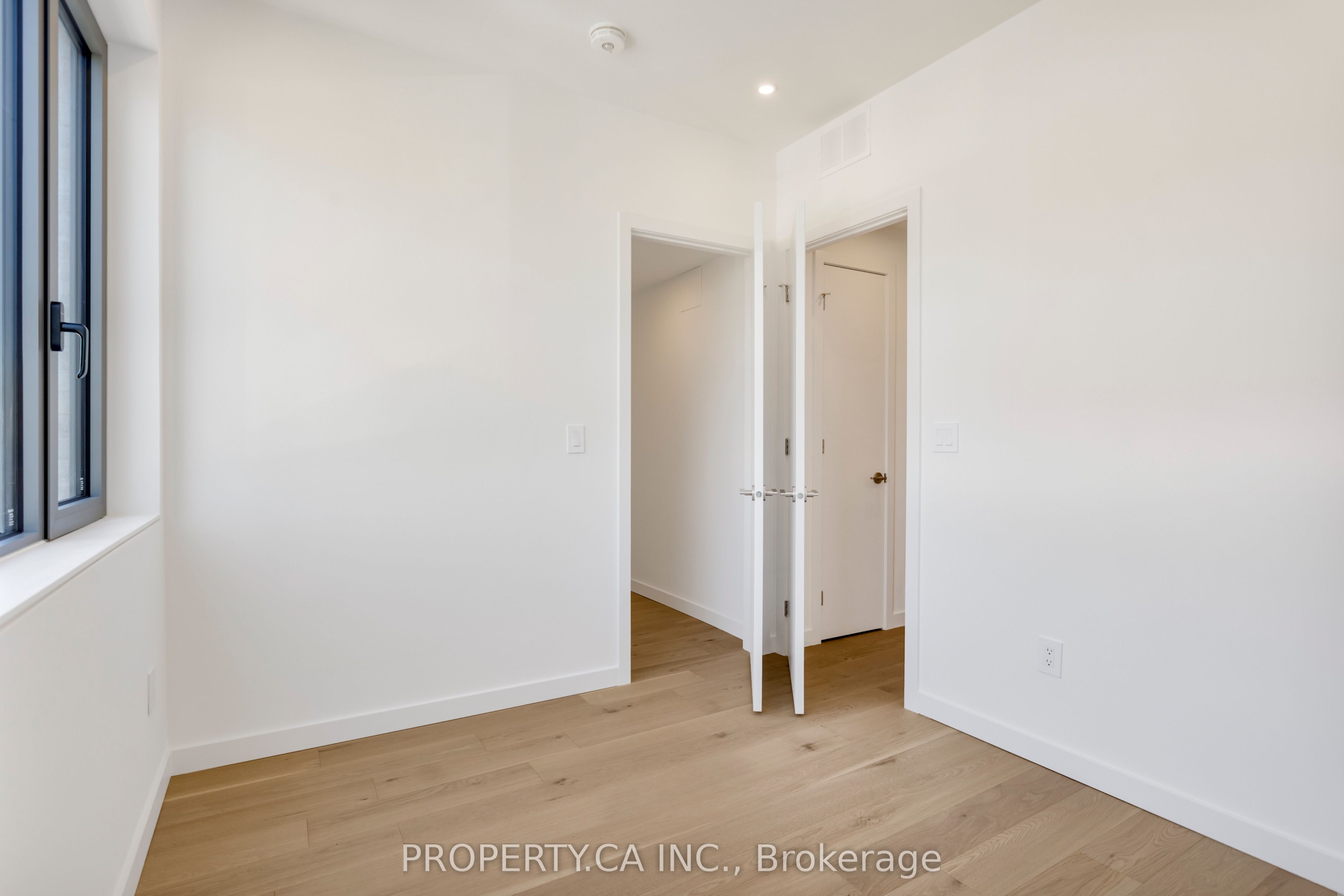 301 Keele Street Unit #3 Property Photo 20