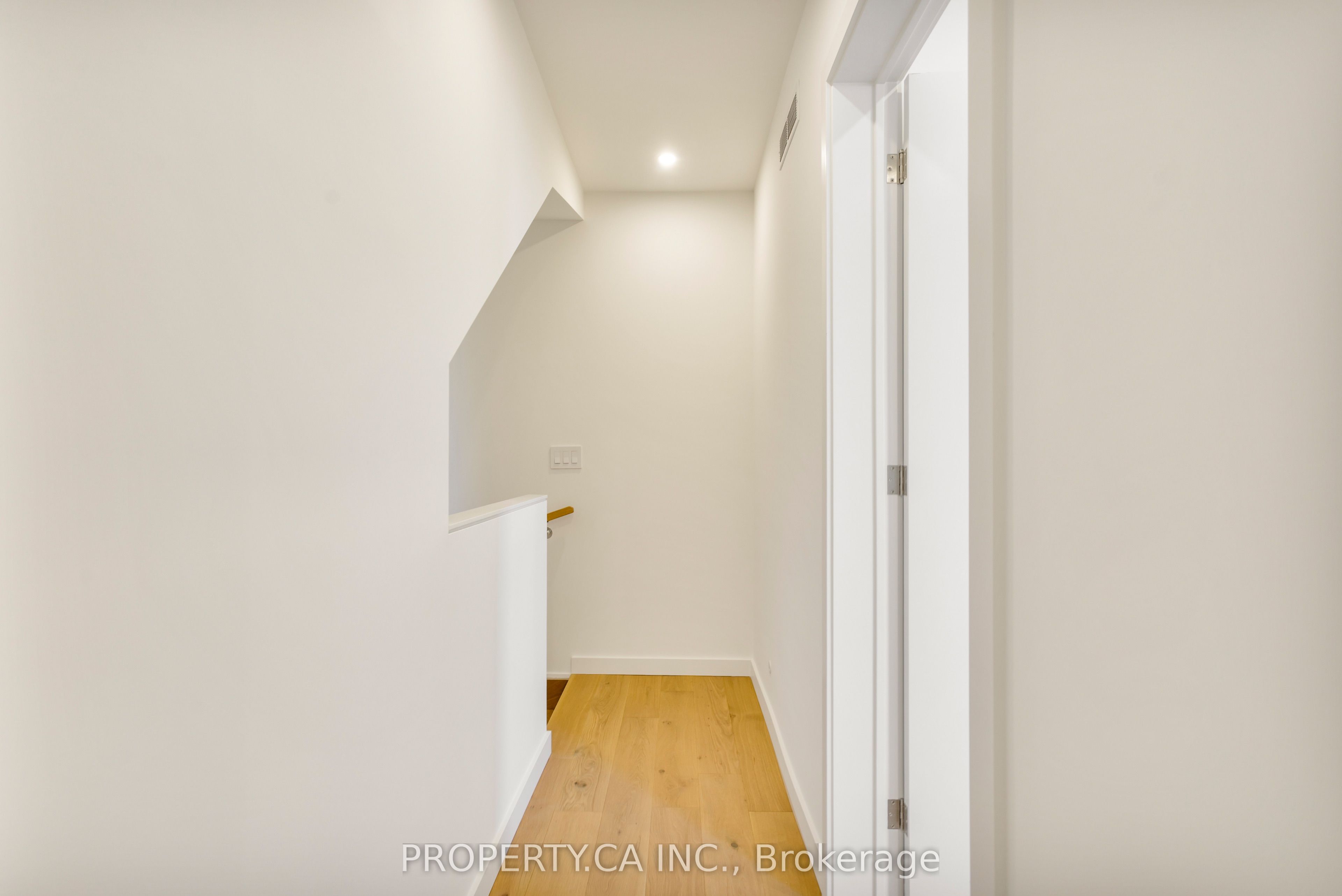 301 Keele Street Unit #3 Property Photo 24