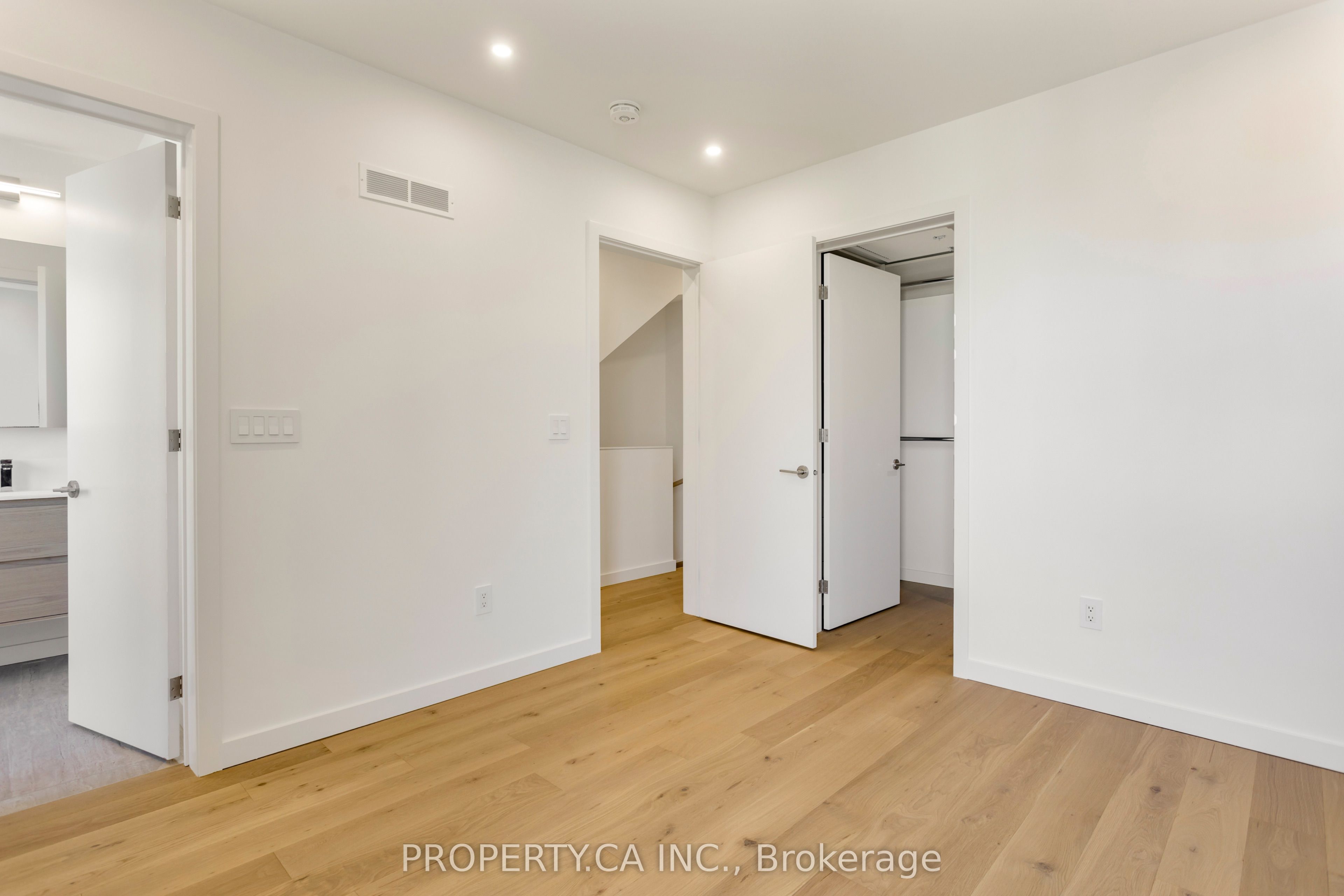 301 Keele Street Unit #3 Property Photo 26