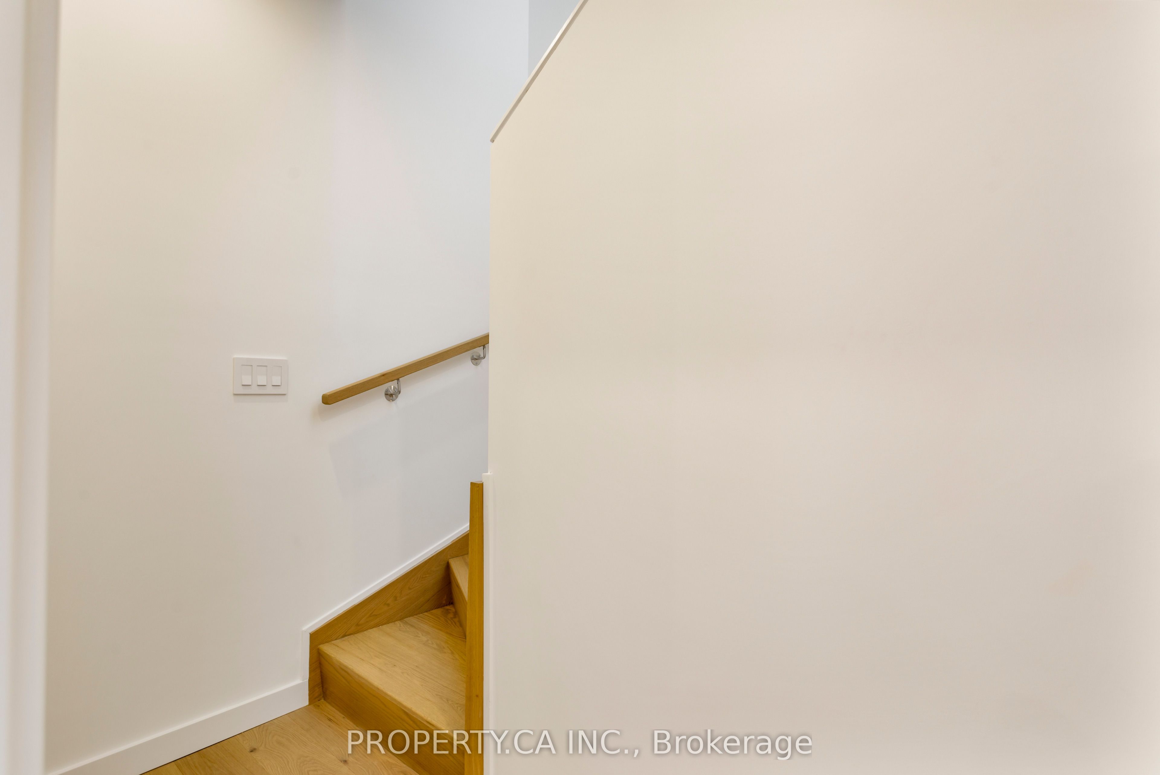 301 Keele Street Unit #3 Property Photo 32