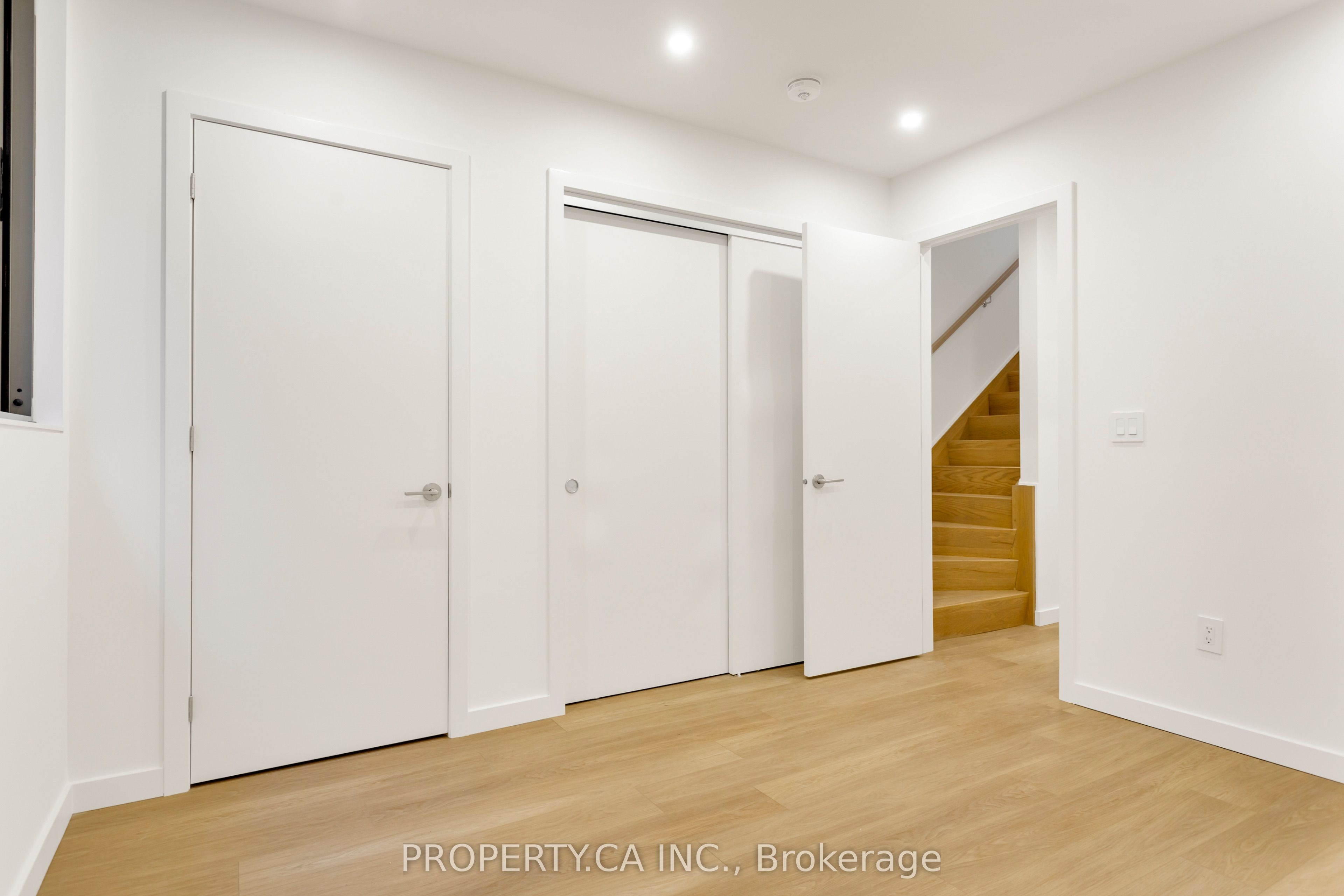 301 Keele Street Unit #3 Property Photo 44