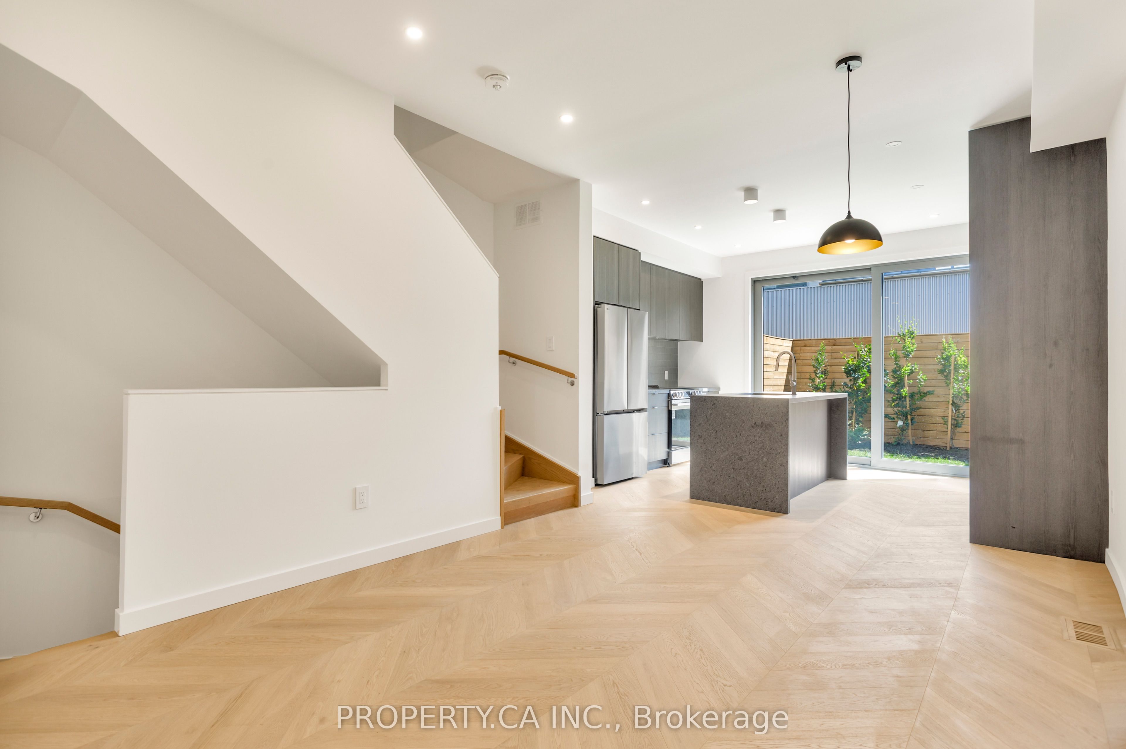 301 Keele Street Unit #4 Property Photo 2