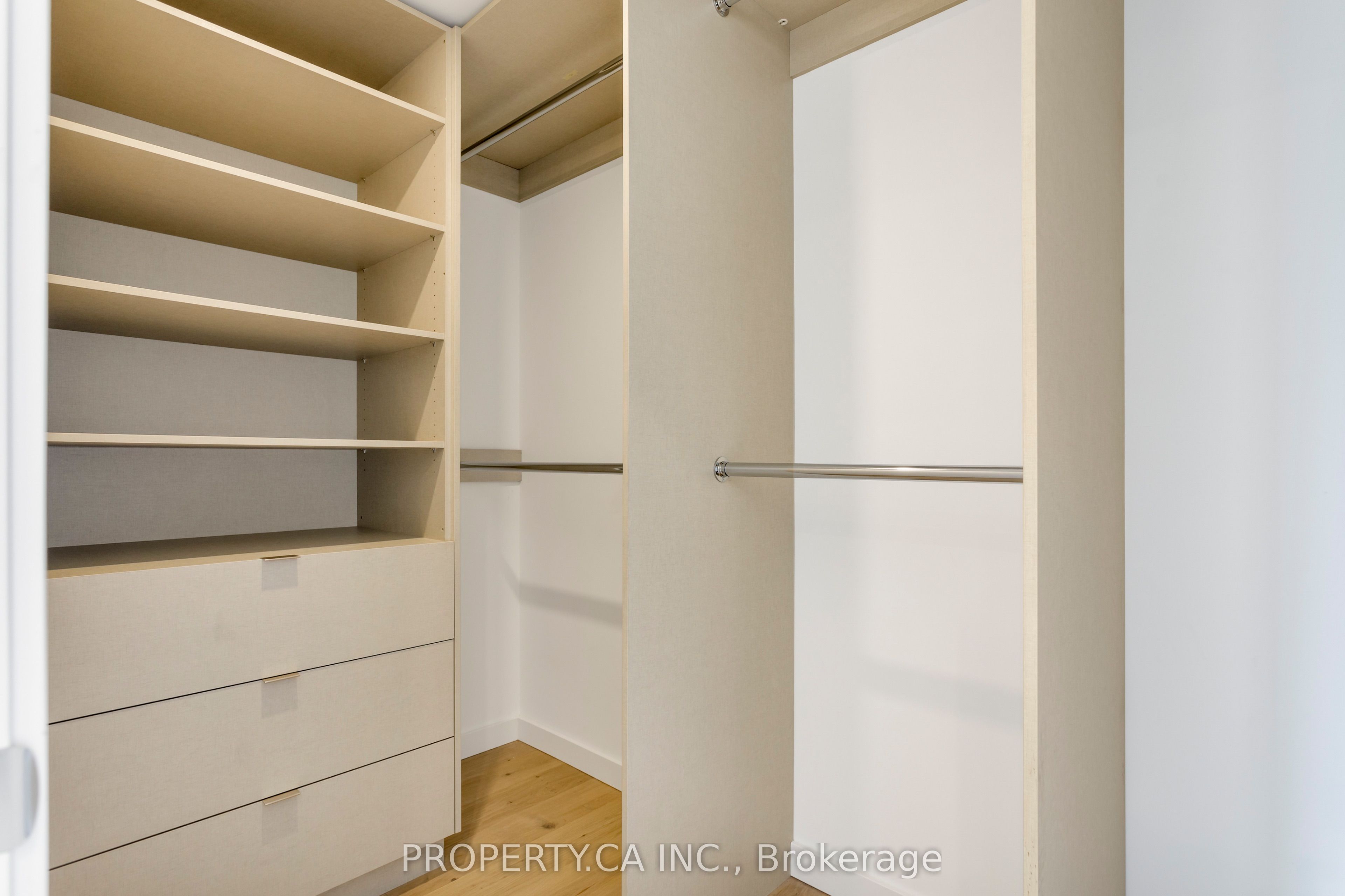 301 Keele Street Unit #4 Property Photo 29