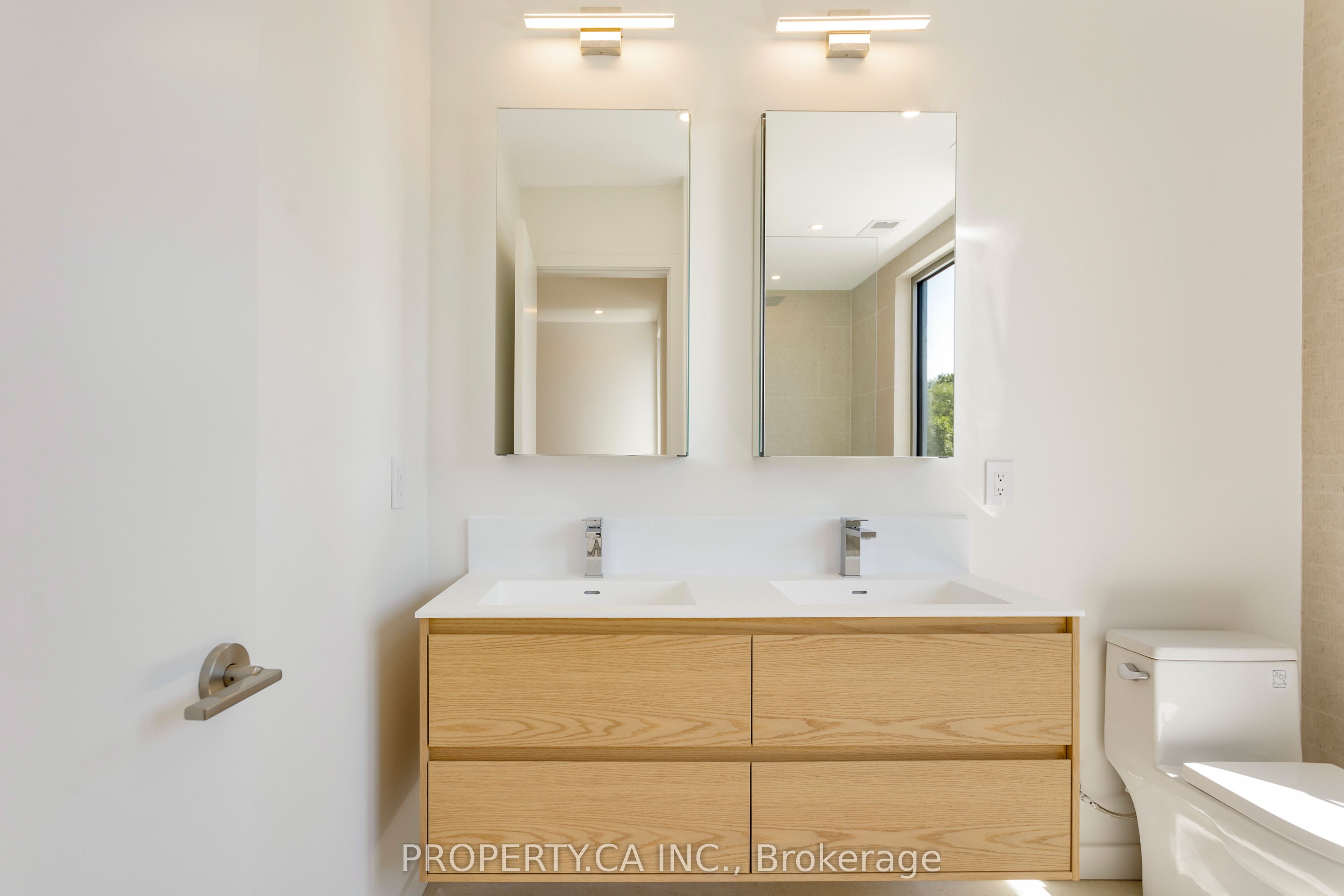 301 Keele Street Unit #4 Property Photo 31
