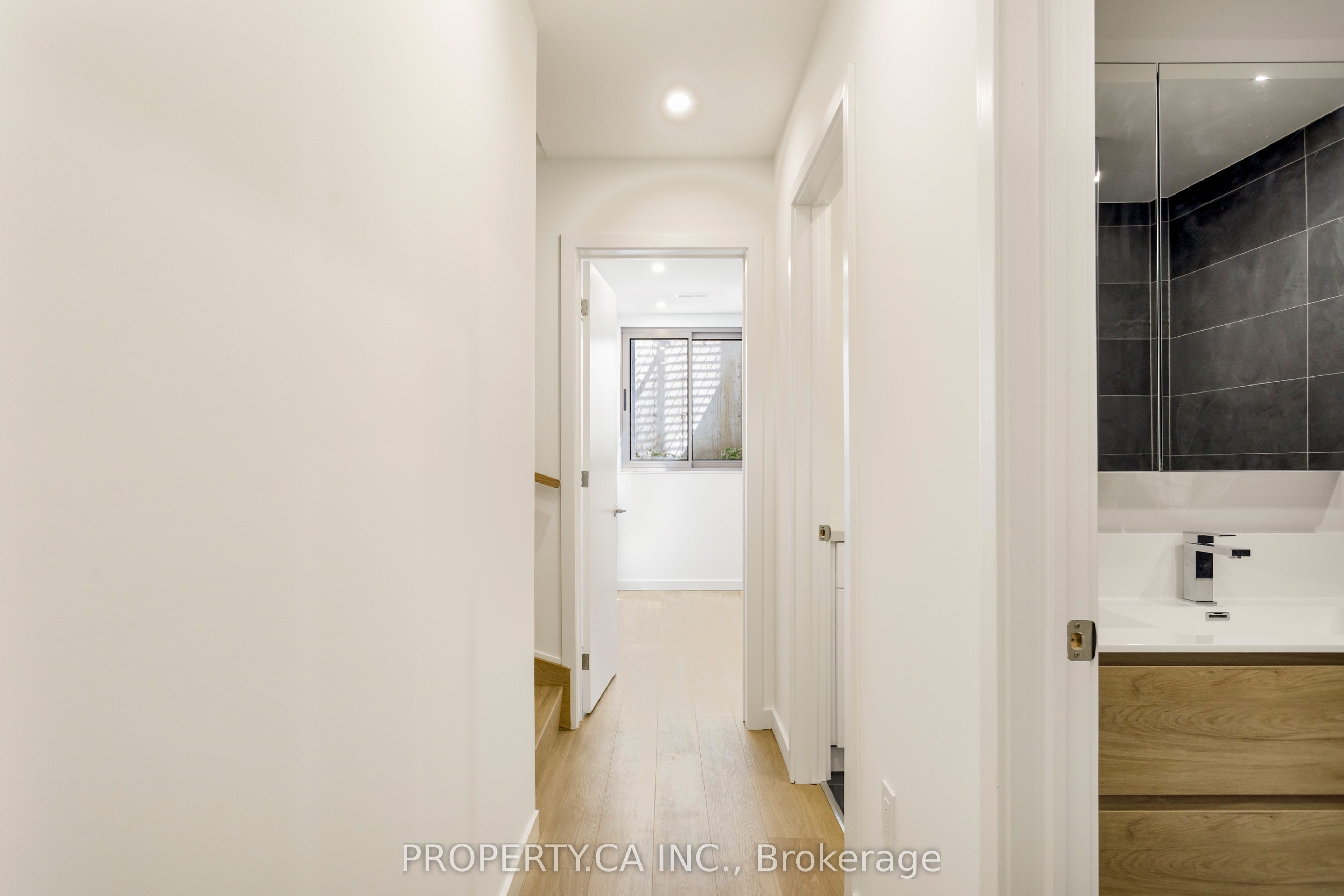 301 Keele Street Unit #4 Property Photo 42