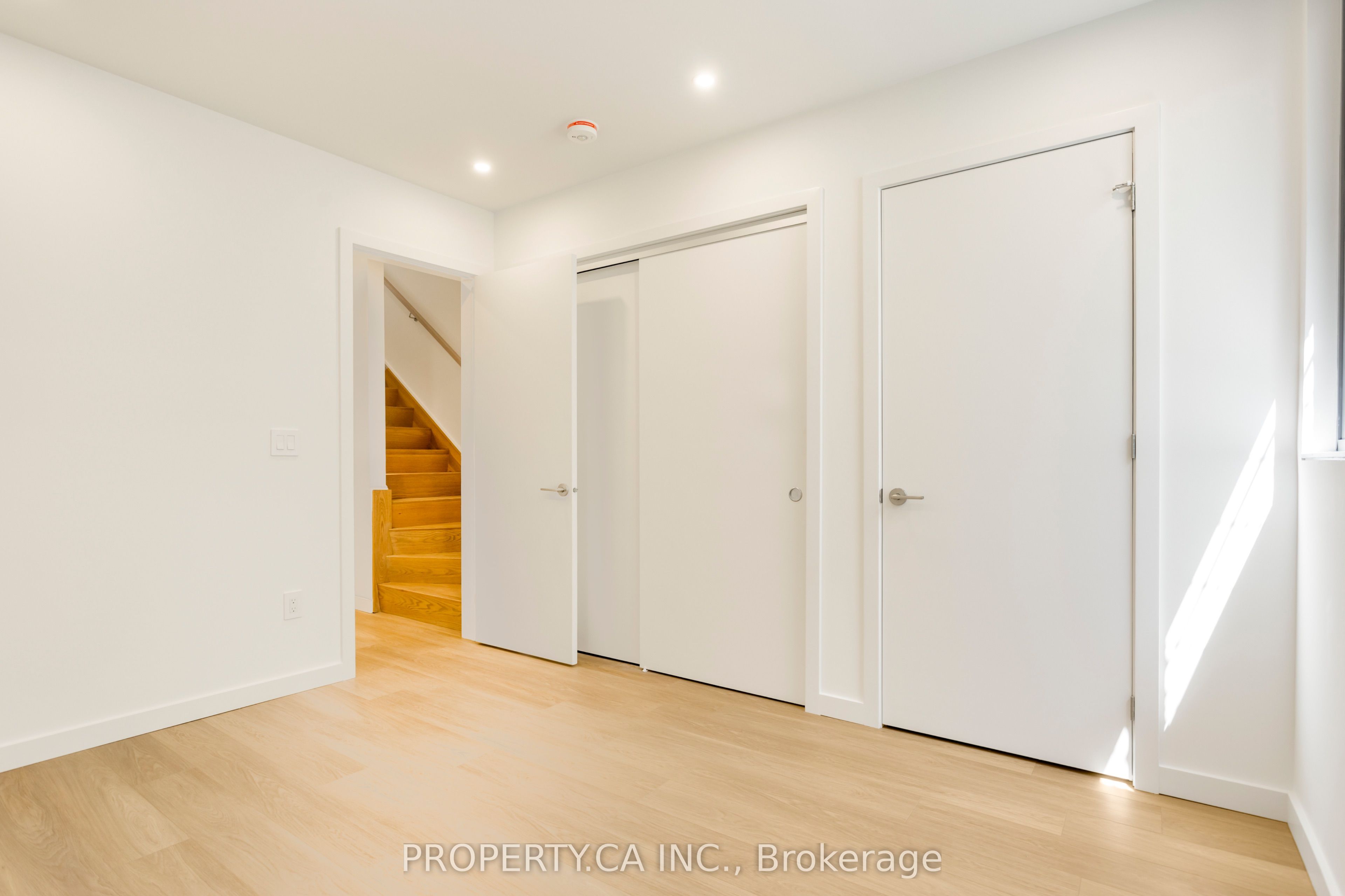 301 Keele Street Unit #4 Property Photo 45