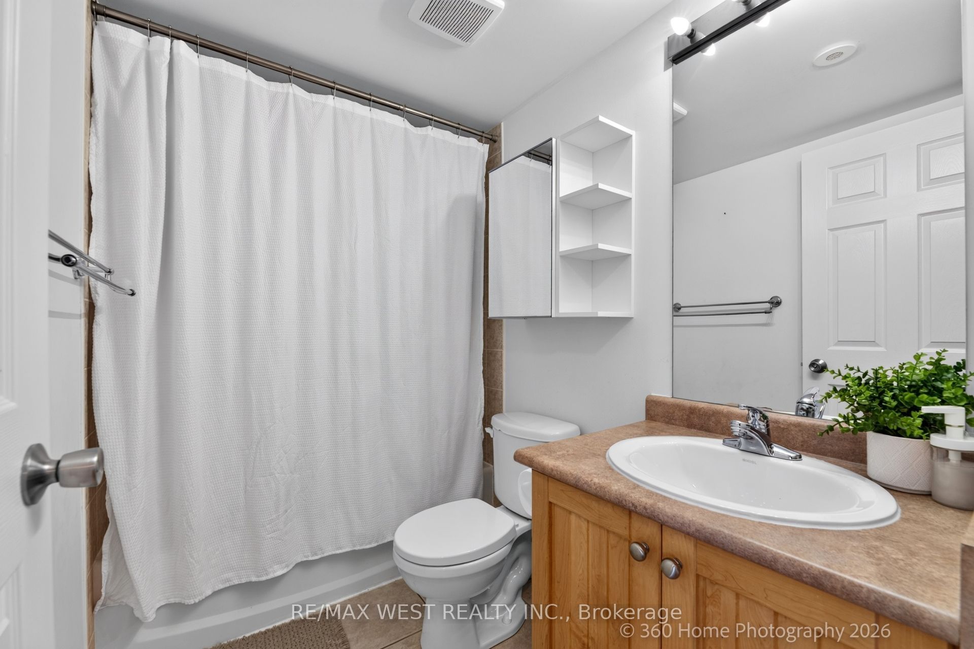 125 George Appleton Way 2020 Property Photo 20
